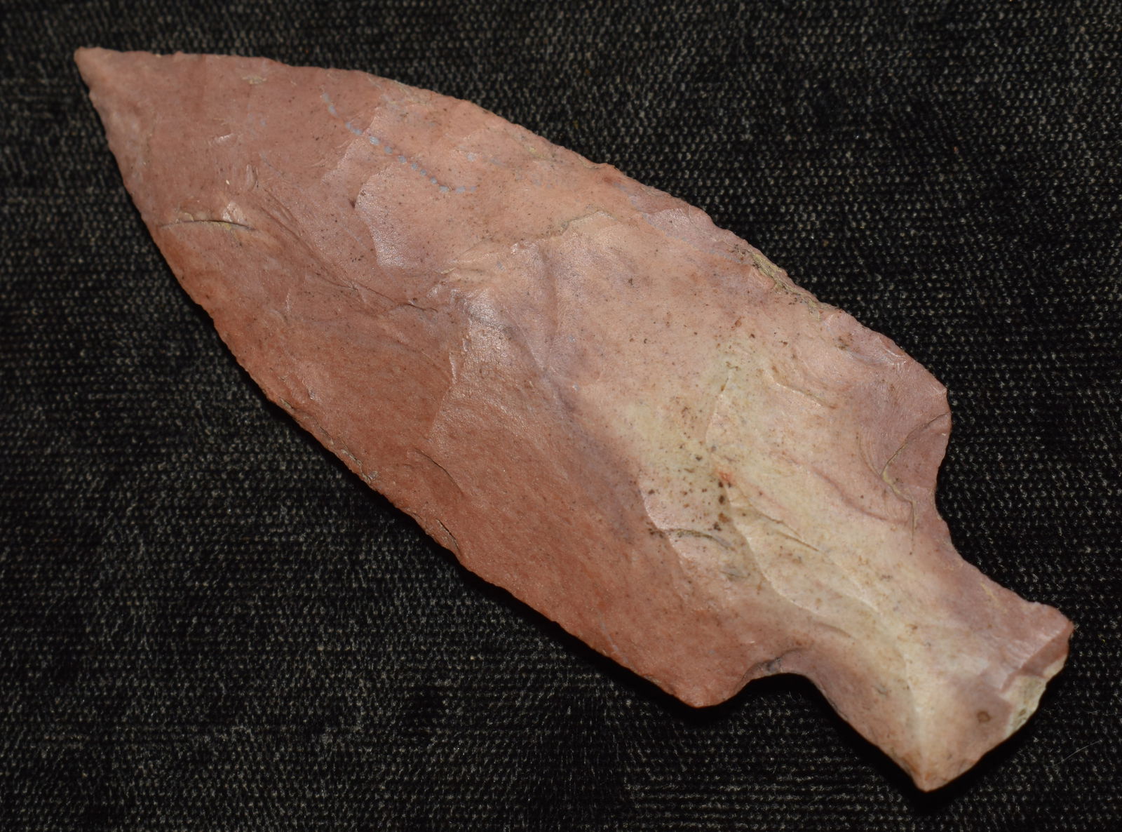 3 9/16" Colorful Bottleneck found in Lee County, Iowa w/ Keele COA: 3 9/16" Colorful Bottleneck found in Lee County, Iowa w/ Keele COA. Made of a colorful heat treated Burlington chert. Comes with a Ryan Keele Certificate of Authenticity. Ex James Vroom Collection Key