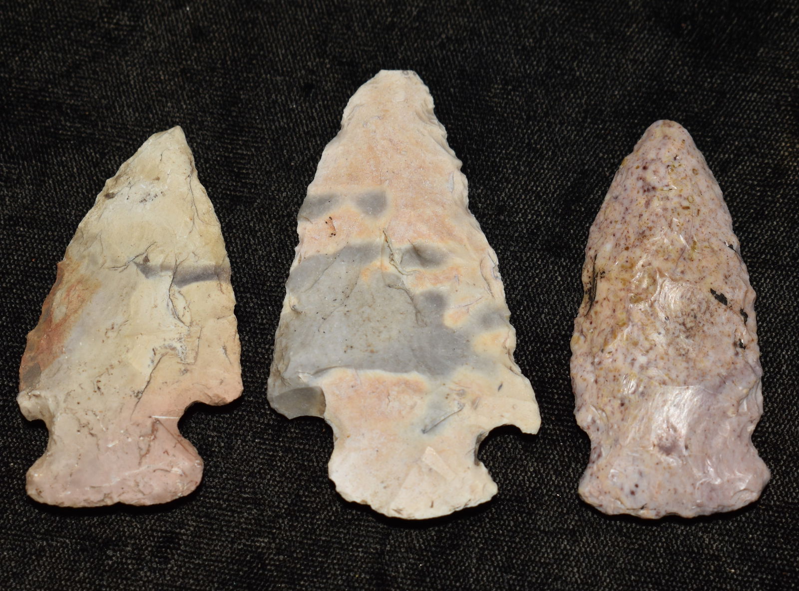 3 Woodland Arrowheads found by Eva Peace in Pettis County, Missouri 2 1/4" to 2 5/8" (1 of 6)