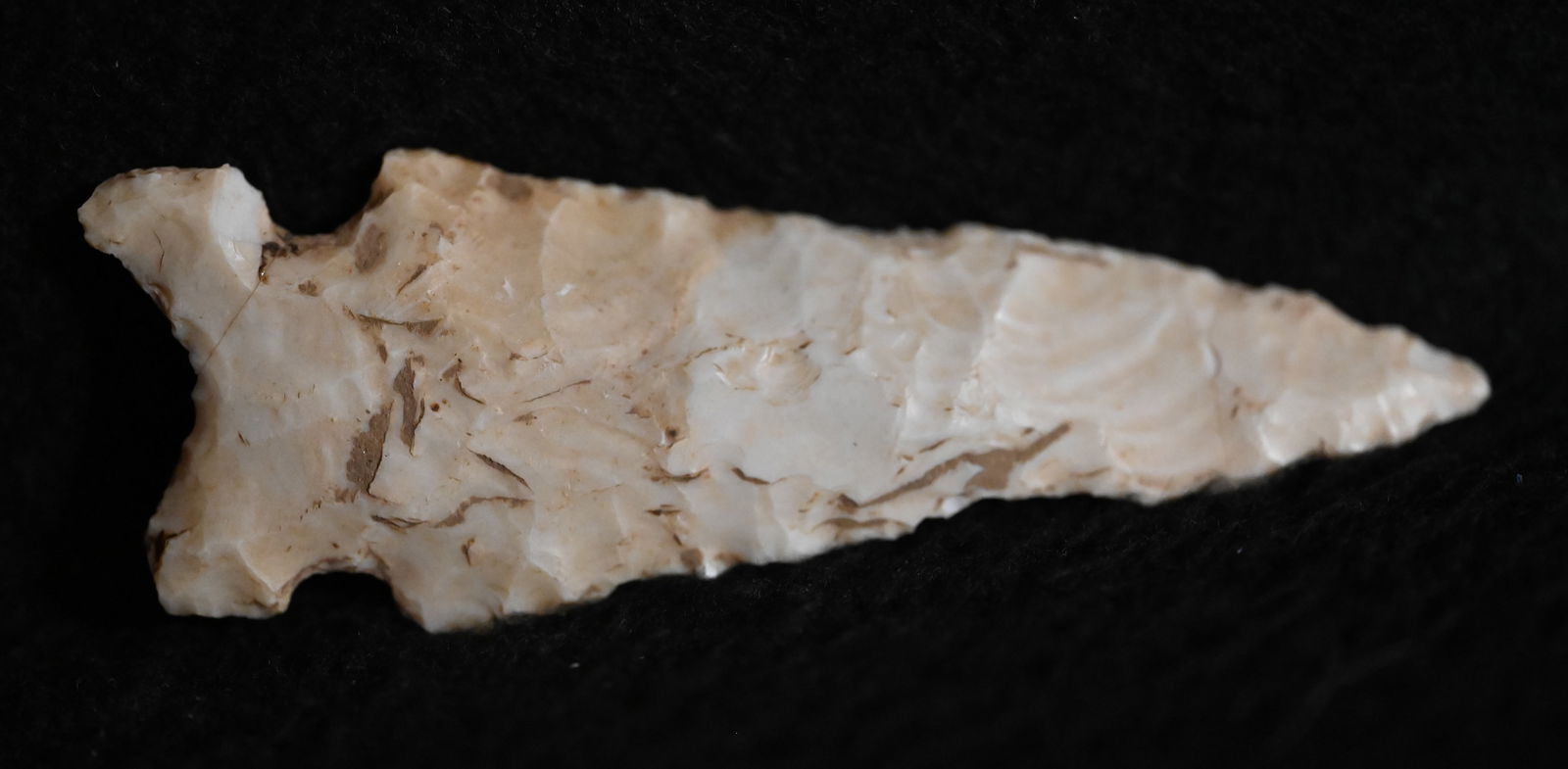 3 5/8" Graham Cave Found in St. Louis Co. Missouri Ex: Joe Didden, Matt Lay Collections. (1 of 10)