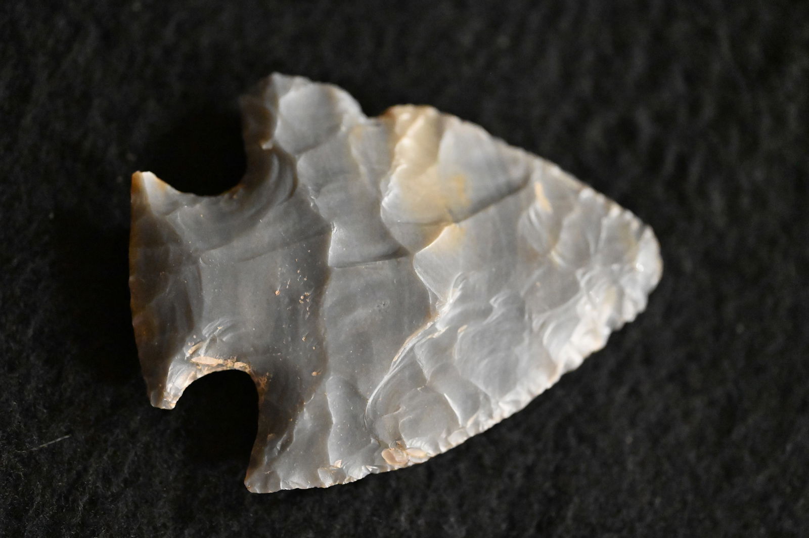 2 1/2" Hornstone Snyders Found in Illinois. (1 of 10)