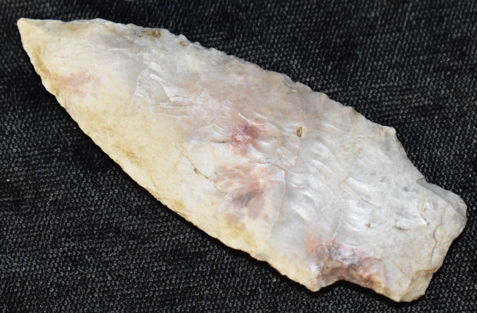 2 7/8" Delhi Arrowhead found in Cooper County, Missouri (1 of 8)