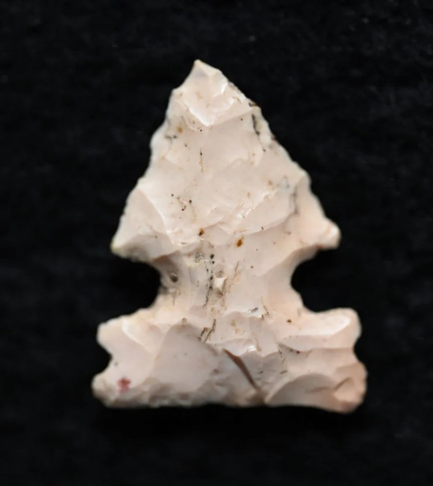 4 Notched Cahokia Bird point 3/4" Found in Pike Co. Illinois Ex: Steve Manos, Matt Lay Collections. (1 of 5)
