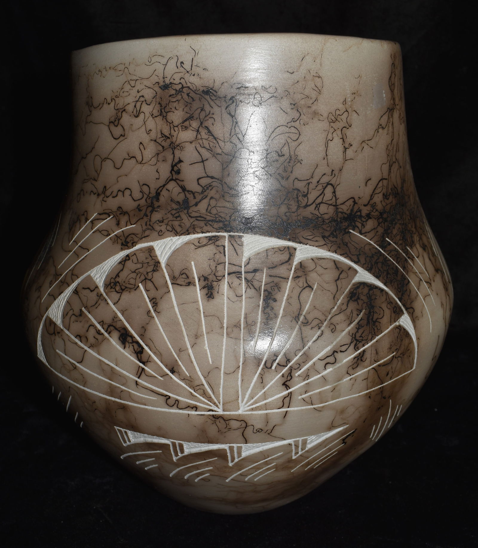 Navajo Horsehair Horse Hair Pottery Hand Etched Vase Made by Vail (1 of 10)