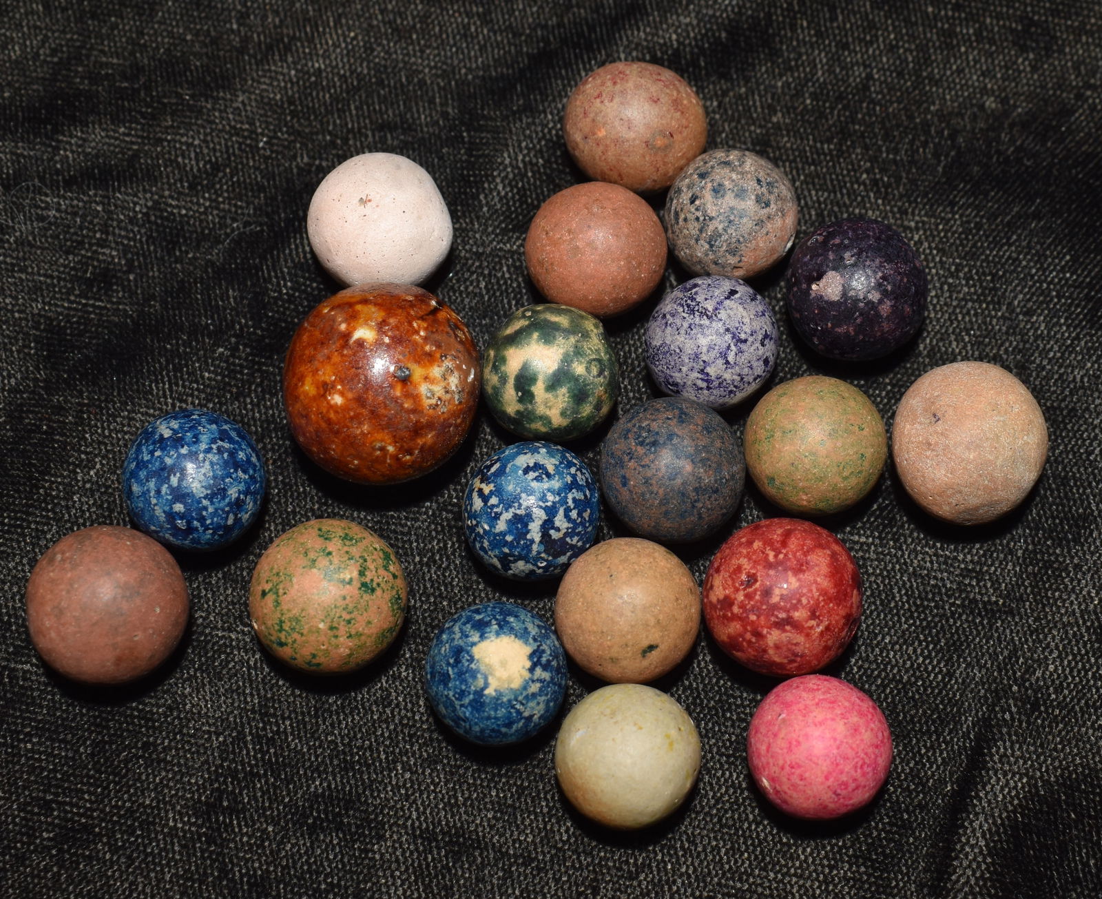 20 Civil War Era Bennington Clay and Earthenware Marbles (1 of 4)