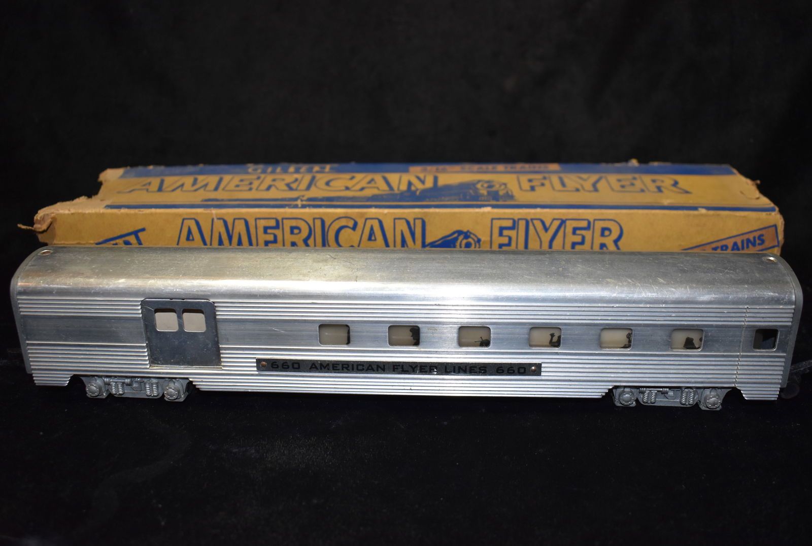 Vintage American Flyer 660 Aluminum Passenger Car 1950-1952 (1 of 5)