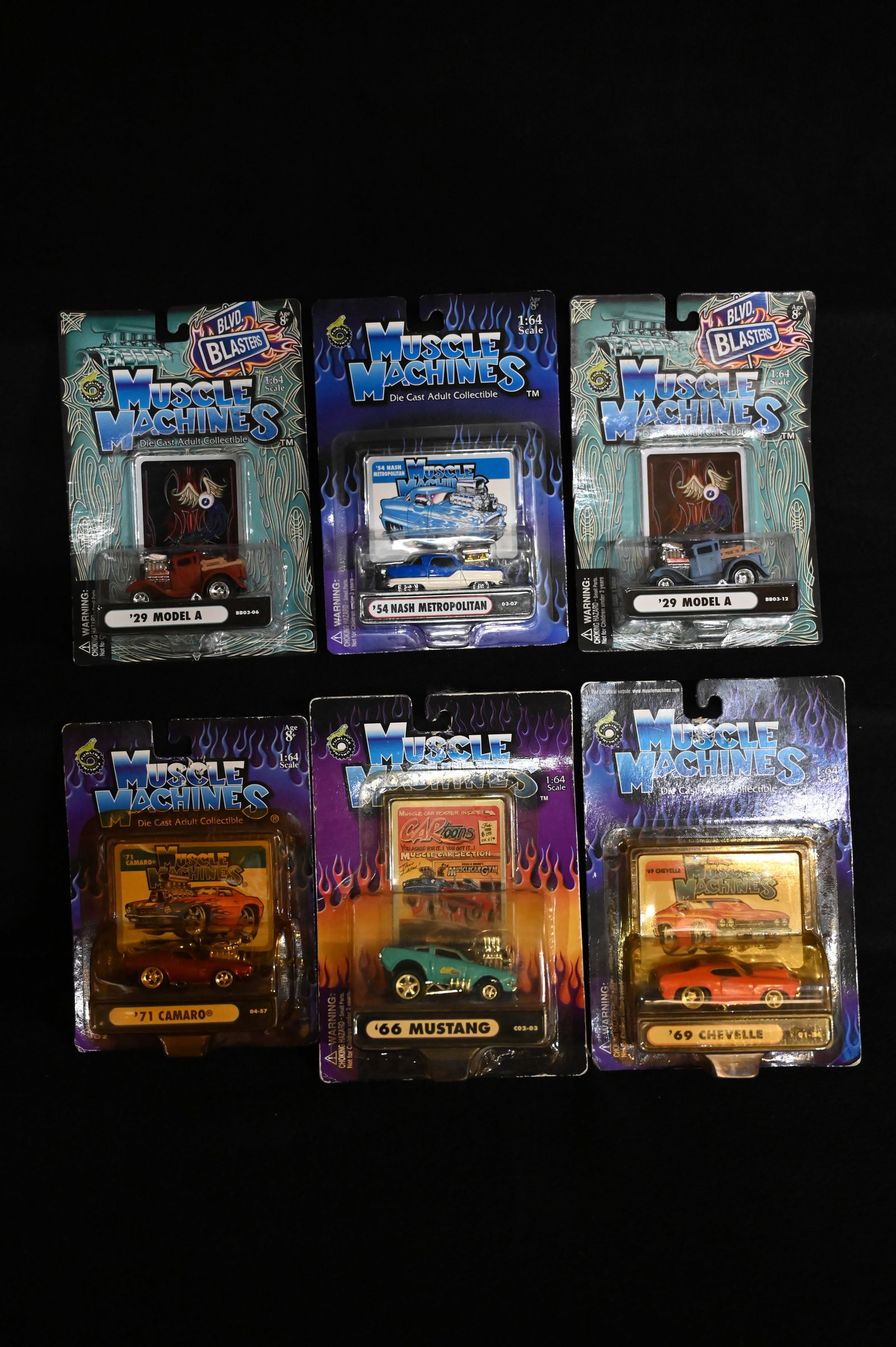 6 Muscle Machines 2003 Die Cast Cars In the original packaging.: 6 Muscle Machines 2003 Die Cast Cars In the original packaging.