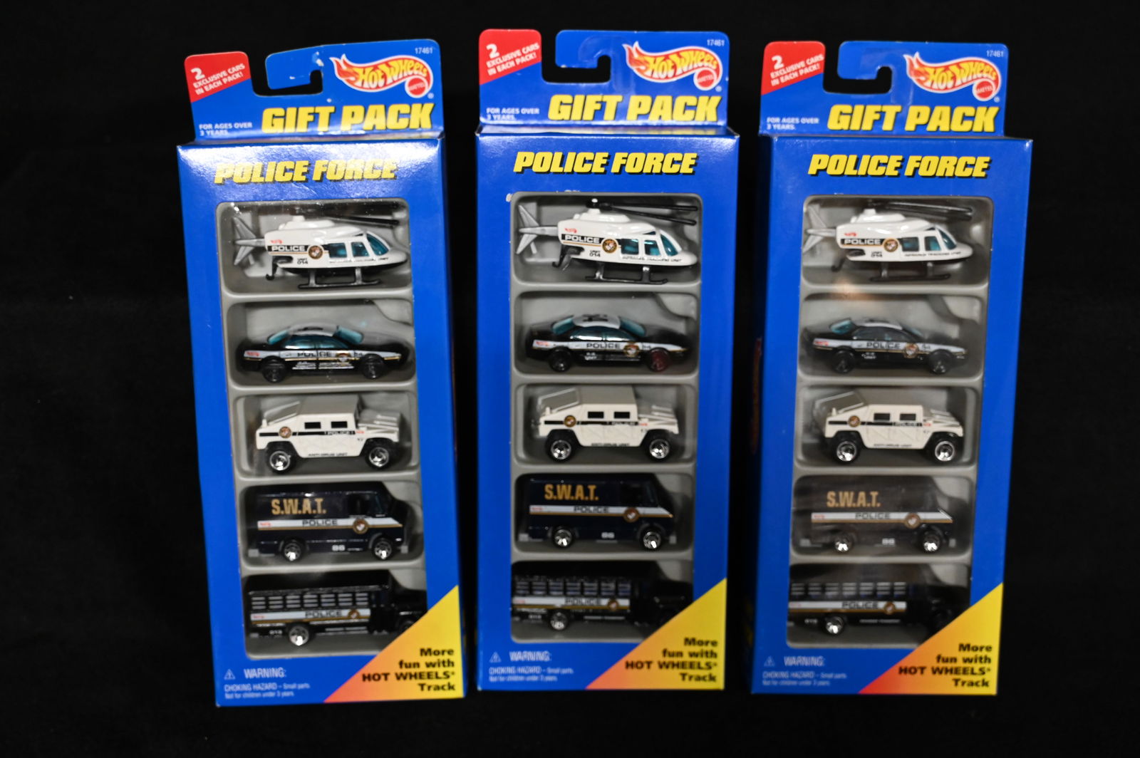 3 Hot Wheels 5 Car Gift Packs 1996 Police Force. (1 of 4)