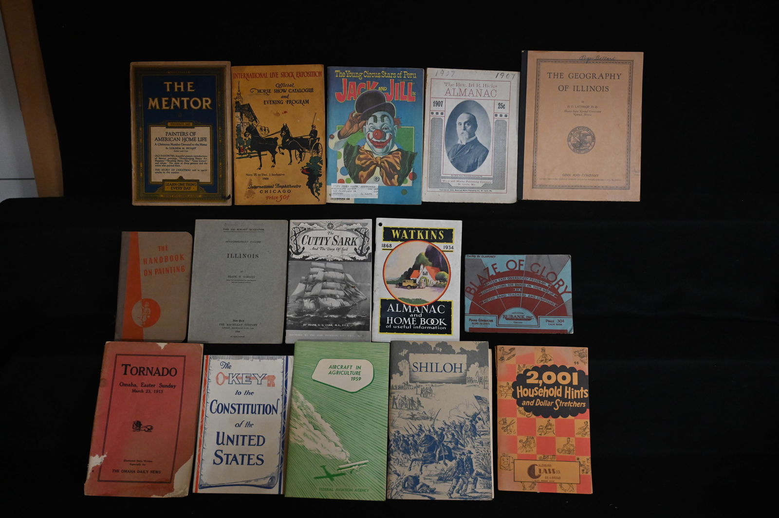 15 Vintage Paperback Books & Pamphlets Early to Mid 1900's. (1 of 3)