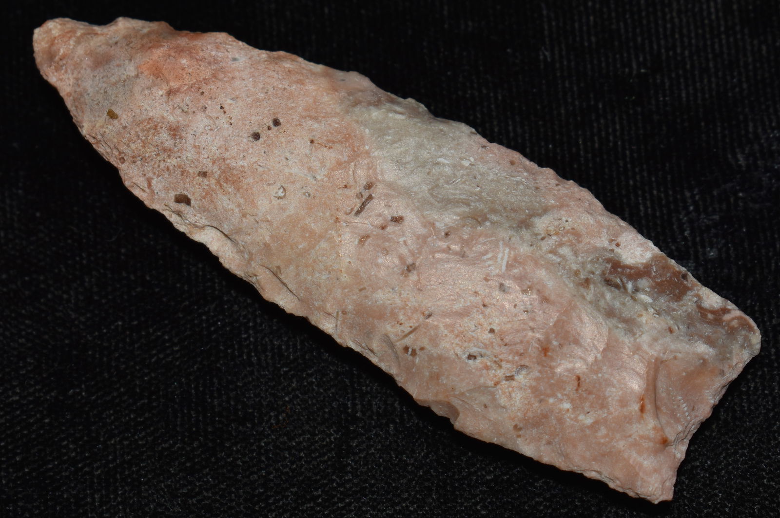 2 7/8" Karnak Arrowhead found in Benton County, Missouri (1 of 7)