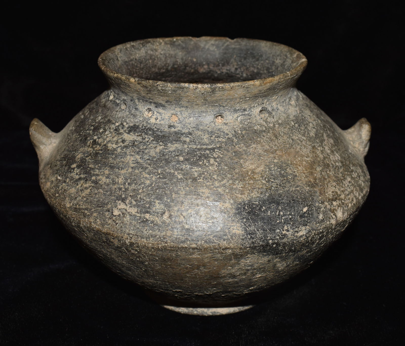 Pre-Columbian Tairona Culture Pottery Vessel w/ Holed Handles (1 of 10)