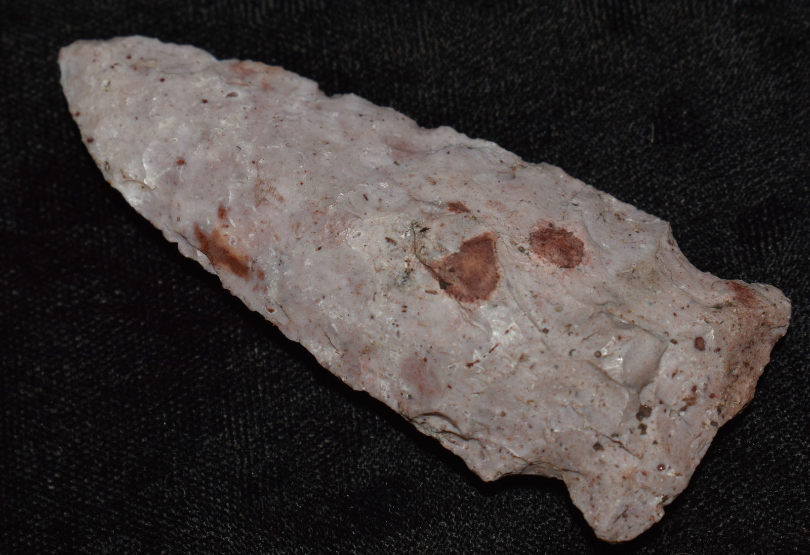 Colorful 2 3/4" Motanzas Arrowhead found in Northeast Missouri (1 of 7)