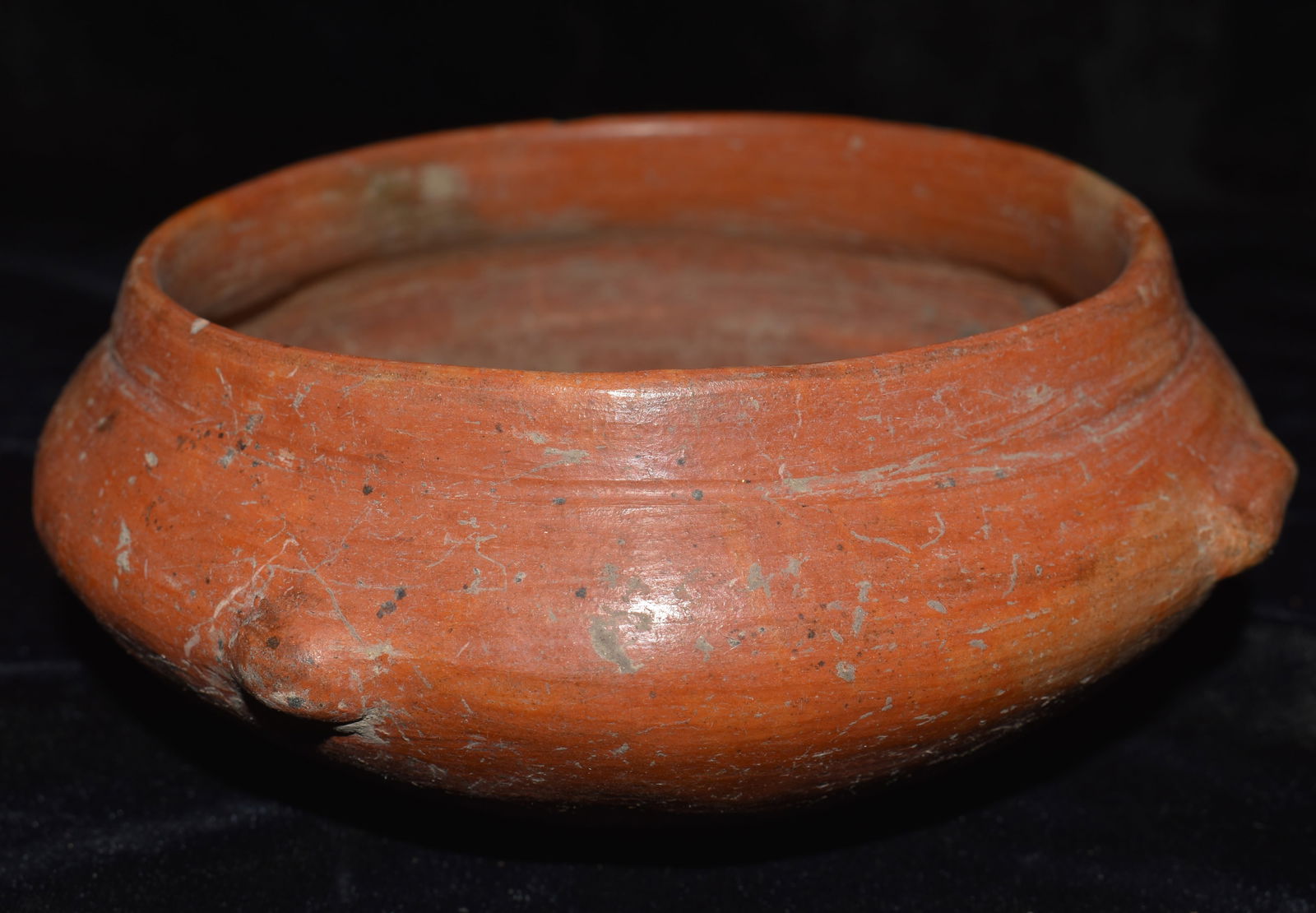 Pre-Columbian Mayan Pottery Vessel w/ Winged Edges - Pre-Classic 300 BC to 100AD (1 of 8)