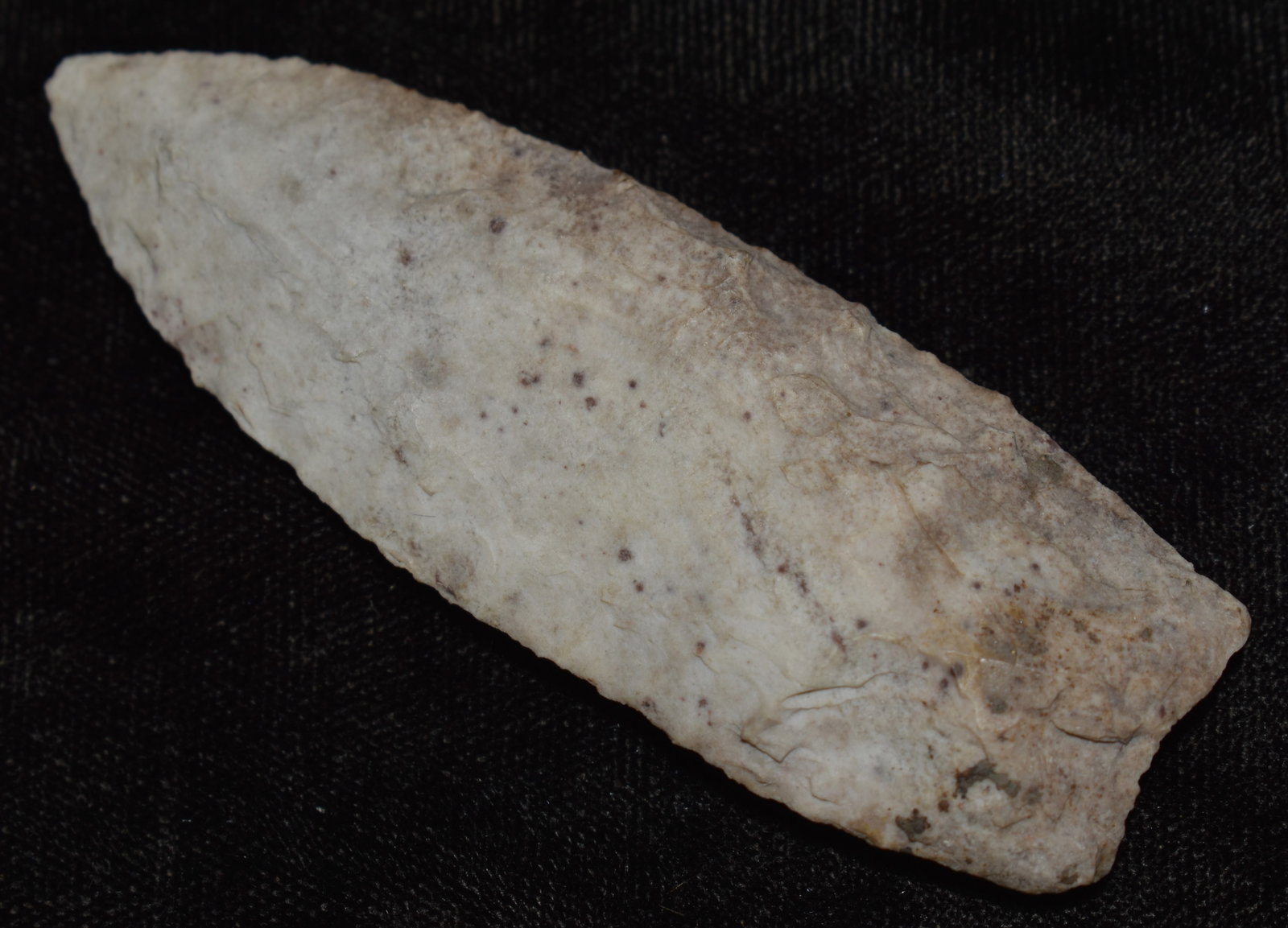 3 1/8" Karnak Spear Tip found in Boone County, Missouri: 3 1/8" Karnak Spear Tip found in Boone County, Missouri by Logan Johnson. May also be an angostura that wasnt as refined as they normally are.