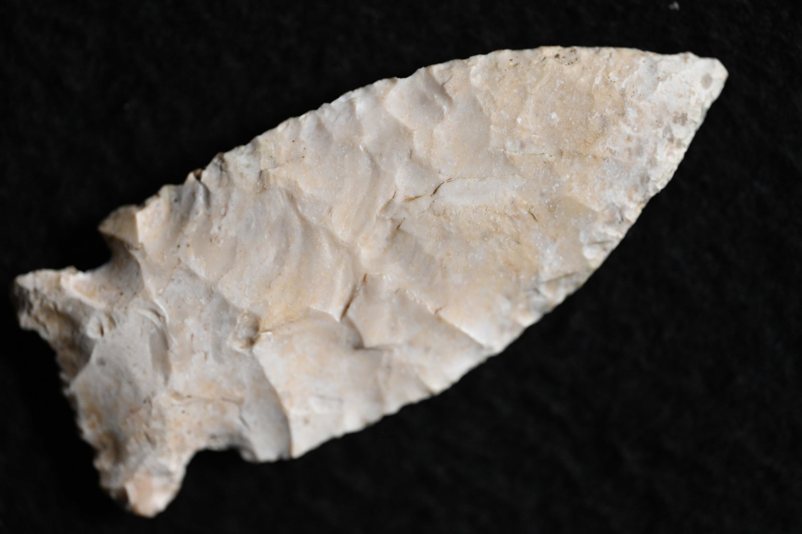 3" Hemphill Arrowhead Found in Marion Co. Missouri Ex: James Vroom Collection.: 3" Hemphill Arrowhead Found in Marion Co. Missouri Ex: James Vroom Collection.