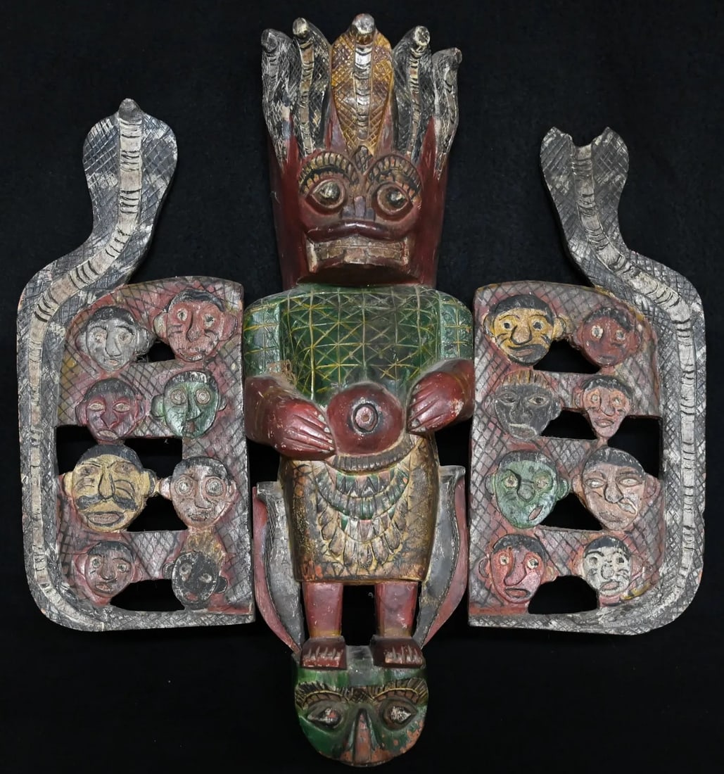 Sri Lanka Demon Exorcism Mask "Rare" - Mid Century or Older: Sri Lanka Demon Exorcism Mask - Mid Century or Older. A very rare mask to obtain. This mask rivals and beats almost all the rest, if the one snake head was not damaged it would be the best. It was use