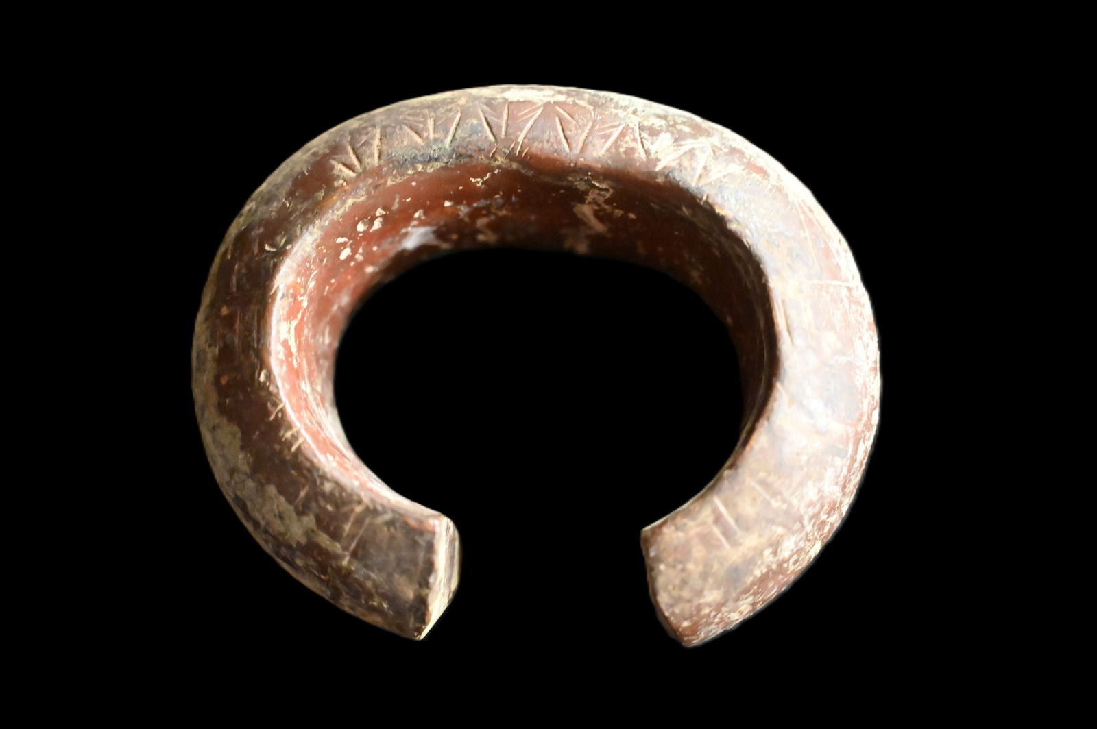 African Copper Slave Trade Bracelet Very Heavy Over 3 lbs.  4 5/8' x 3 7/8" wide 1 3/4" thick. (1 of 7)