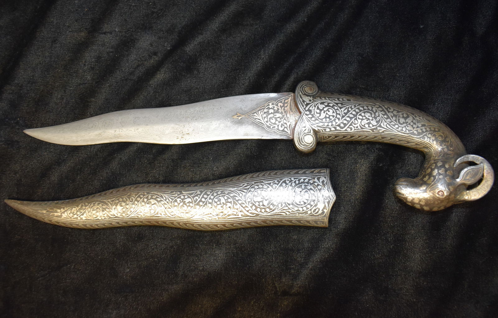 18th - 19th Century Wootz Damascus Silver Inlay Kris or Keris Ram or Sheep Head Dagger w/ Extreme (1 of 10)