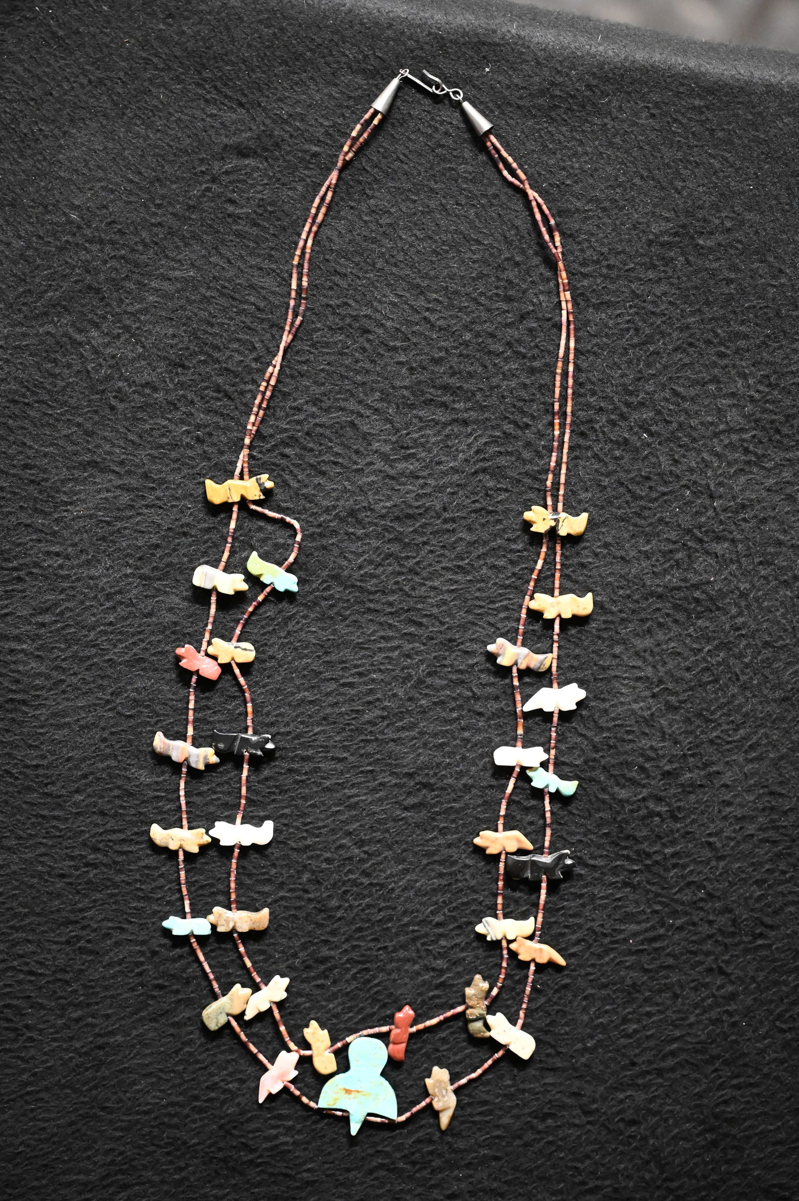 Stone Zuni Fetish Necklace of Birds, Bear, Fox, Etc. (1 of 5)