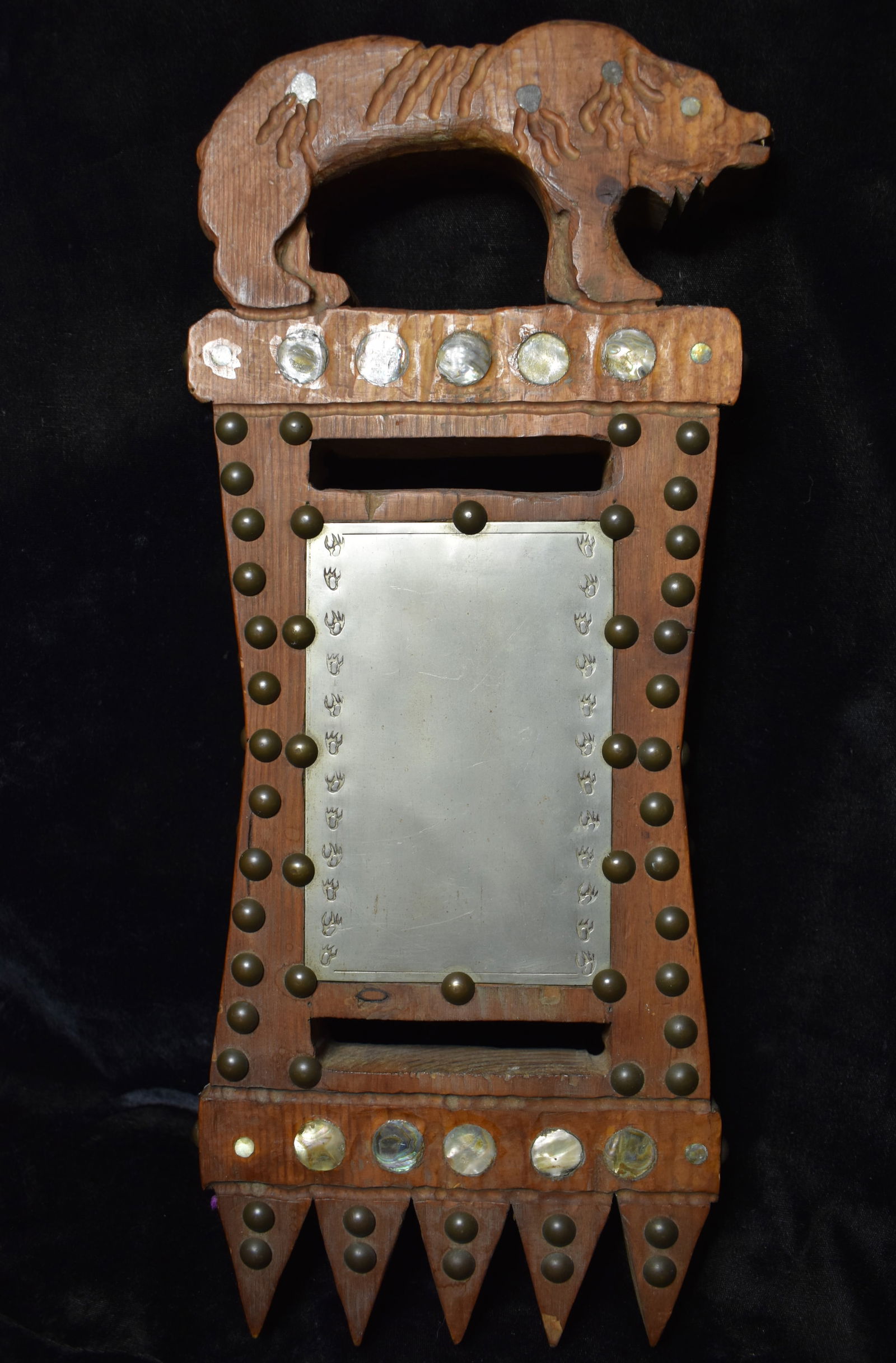 Vintage Plains Indian Hand Crafted Bear Handle Mirror (1 of 6)