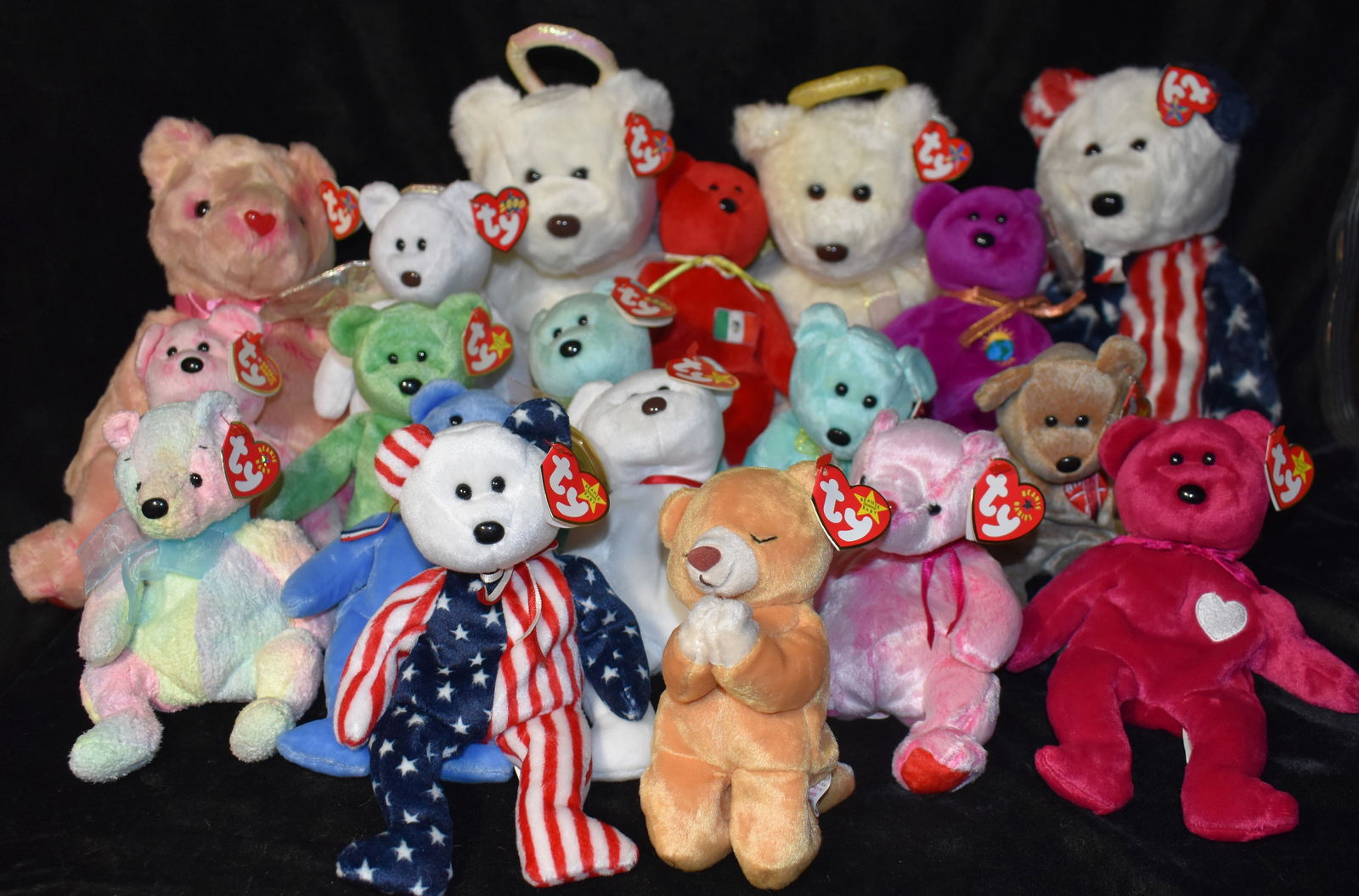 19 Bear TY Beanie Babies - 1990's - 2000's (1 of 8)