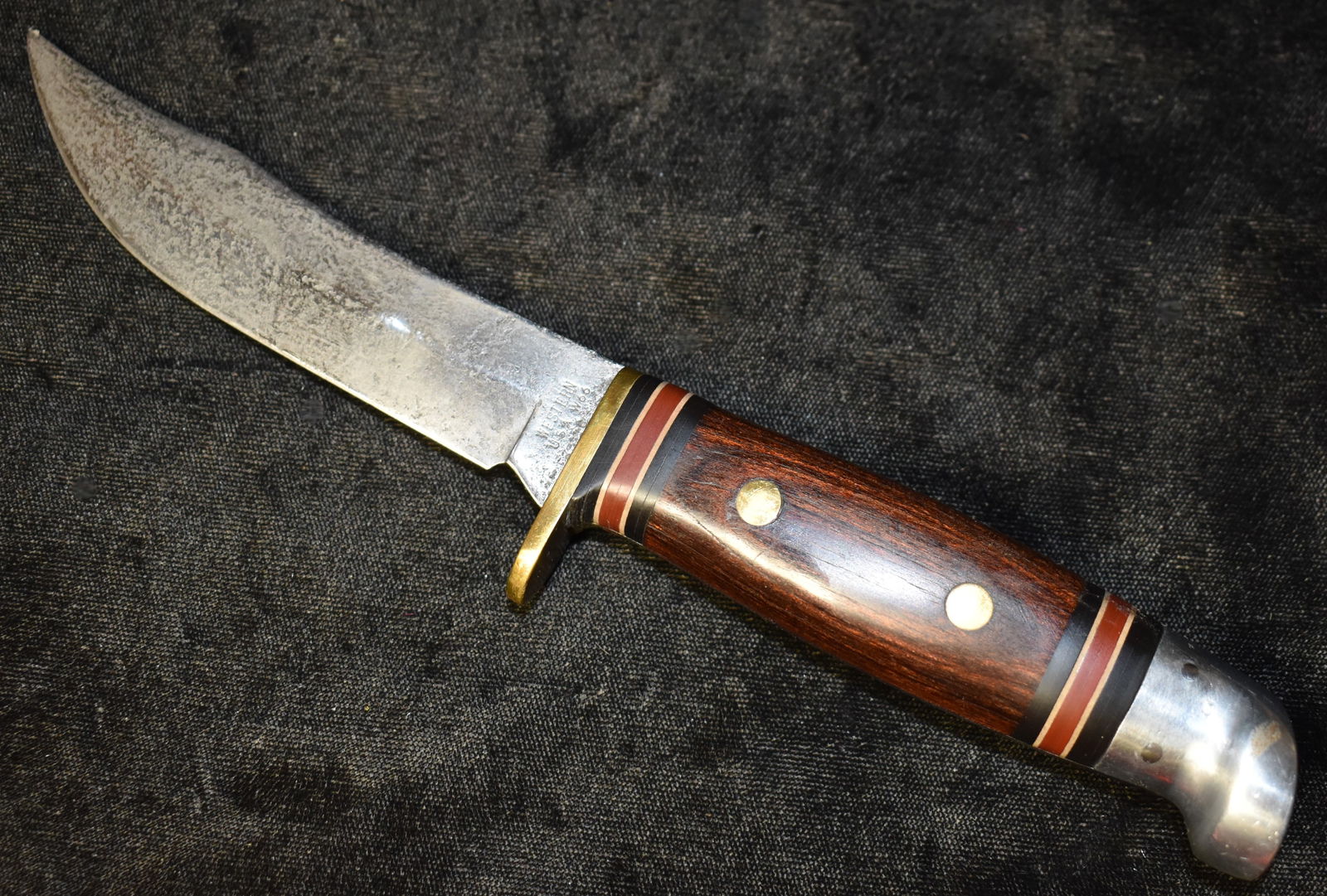 VINTAGE WESTERN USA HUNTING KNIFE Model W66 (1 of 6)