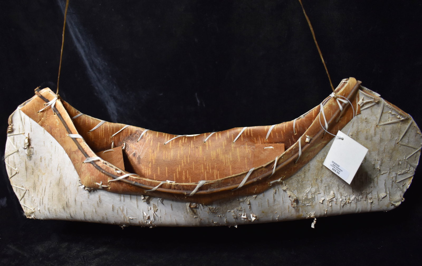 21" Native American Hand Crafted Birch Bark Canoe: 21" Native American Hand Crafted Birch Bark Canoe. Excellent/New Condition. Ex Pride of the Nations Store. Native American Home Decor.