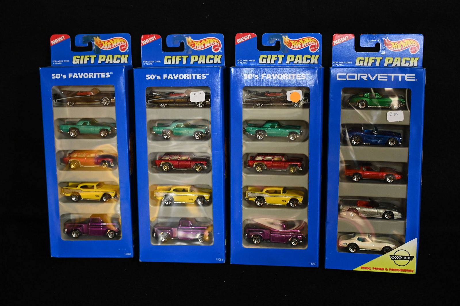 4 Mattel Hot Wheels 5 Car Gift Packs 1995 Brand New in the original packaging. (1 of 5)
