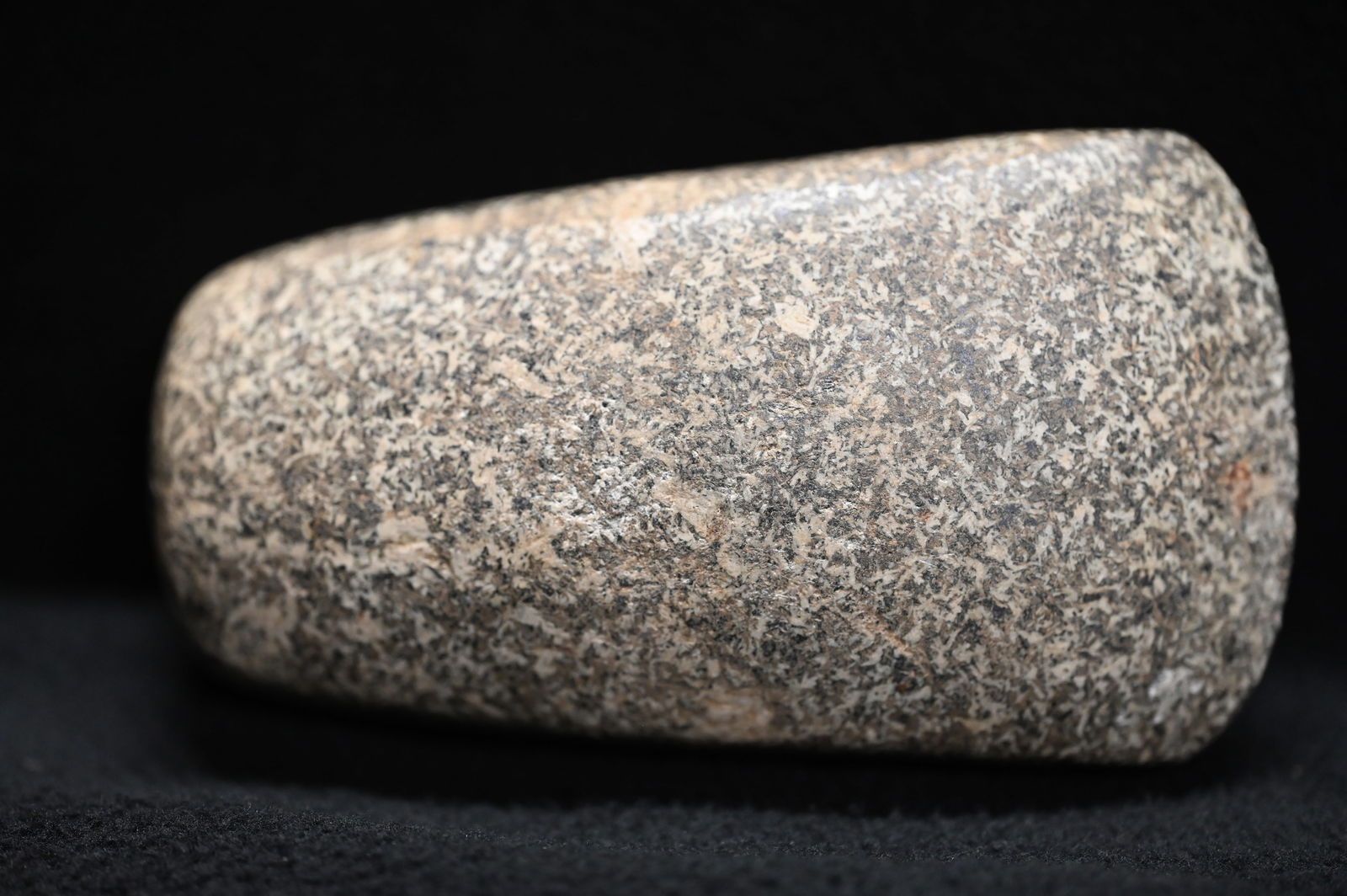 4 1/16" Speckled Granite Celt Found in Indiana. Comes with a Ryan Keele COA Ex: Steve Manos, Matt: 4 1/16" Speckled Granite Celt Found in Indiana. Comes with a Ryan Keele COA Ex: Steve Manos, Matt Lay Collections. Key words: Ancient, Prehistoric Native American Indian Artifacts, Arrowheads, Stone T