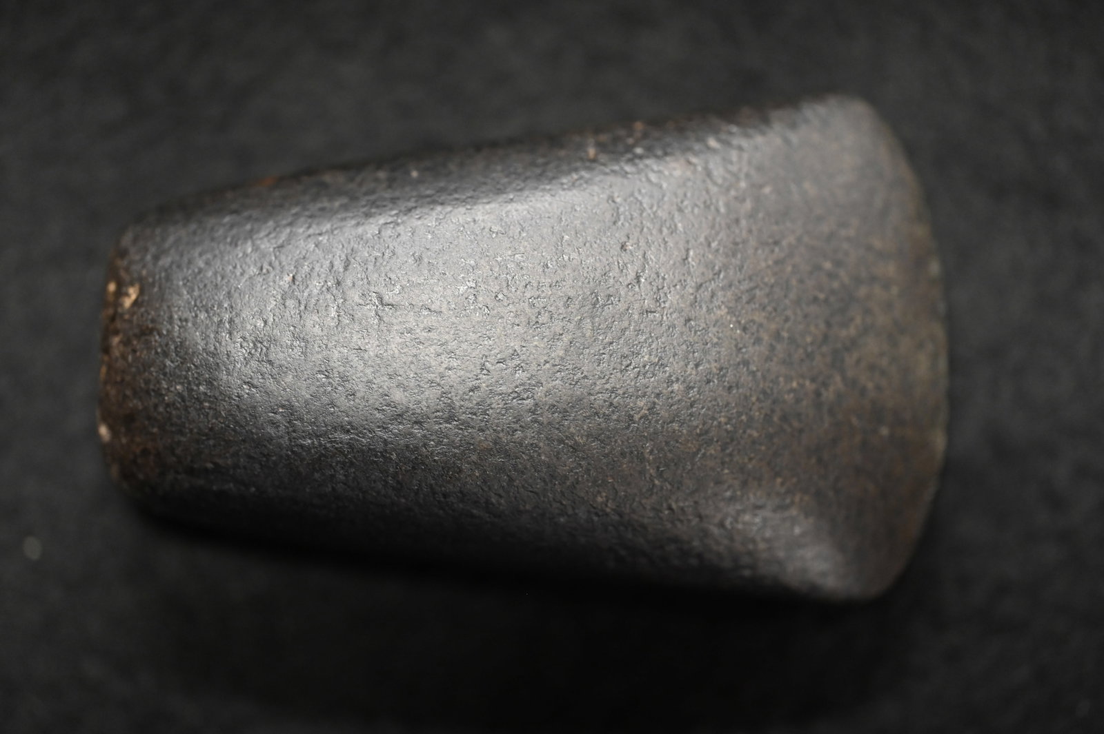 2 15/16" Flared Bit Celt Found in Lee Co. Mississippi. Comes with a Ryan Keele COA Ex: Bernie Carr,: 2 15/16" Flared Bit Celt Found in Lee Co. Mississippi. Comes with a Ryan Keele COA Ex: Bernie Carr, George Hackman, Steve Manos, Matt Lay Collections. Key words: Ancient, Prehistoric Native American I