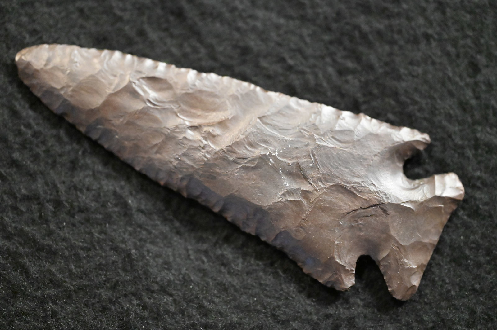 4 1/16" Rice Lobbed Arrowhead Found in Arkansas. Comes with a Jerry Dickey COA. Made out of Pitkin: 4 1/16" Rice Lobbed Arrowhead Found in Arkansas. Comes with a Jerry Dickey COA. Made out of Pitkin Chert. Key words: Ancient, Prehistoric Native American Indian Artifacts, Arrowheads, Stone Tools