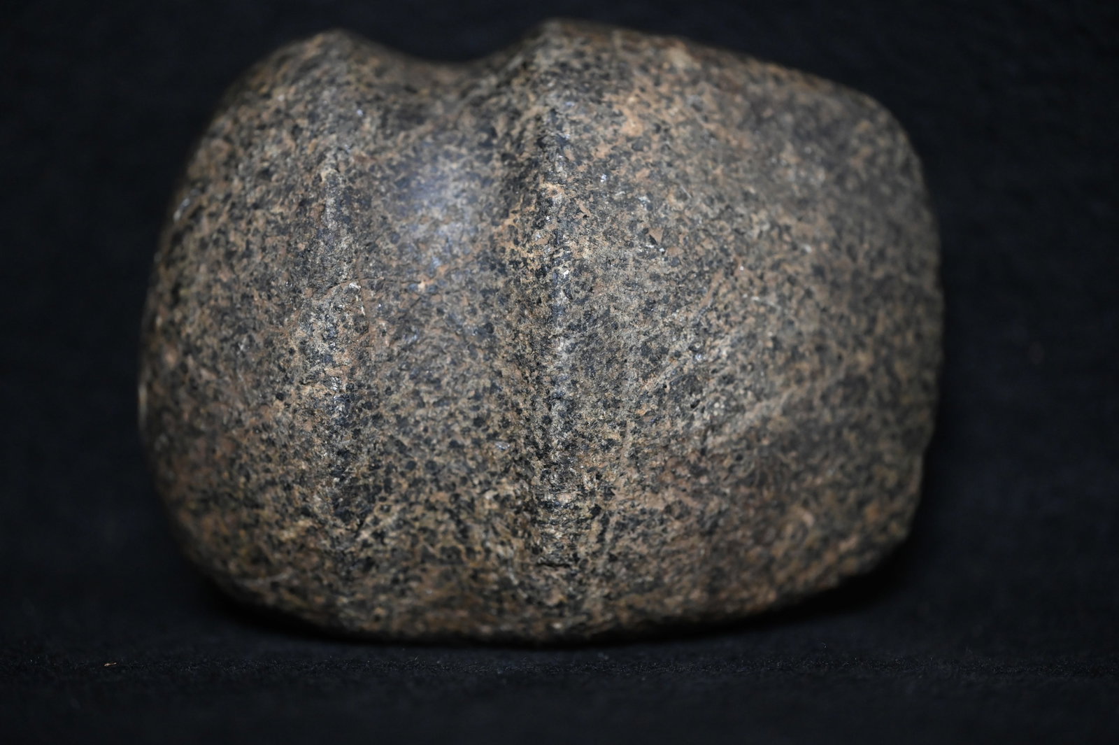 4 1/8" Granite 3/4 Groove Granite Axe Found in Adair Co. Missouri Ex: John Bender, Matt Lay: 4 1/8" Granite 3/4 Groove Granite Axe Found in Adair Co. Missouri Ex: John Bender, Matt Lay Collections. Key words: Ancient, Prehistoric Native American Indian Artifacts, Arrowheads, Stone Tools