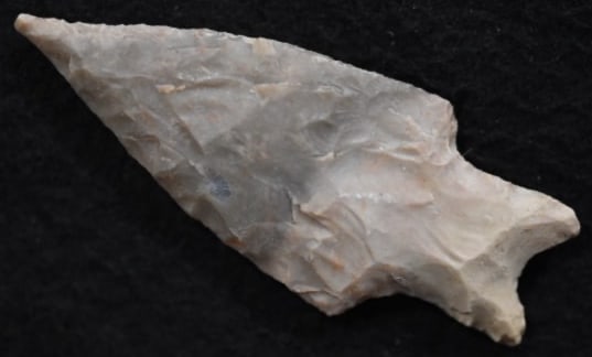 2 3/4" Pedernales Found in Texas Ex: Walt McIntyre Collection.: 2 3/4" Pedernales Found in Texas Ex: Walt McIntyre Collection. Key words: Ancient, Prehistoric Native American Indian Artifacts, Arrowheads, Stone Tools