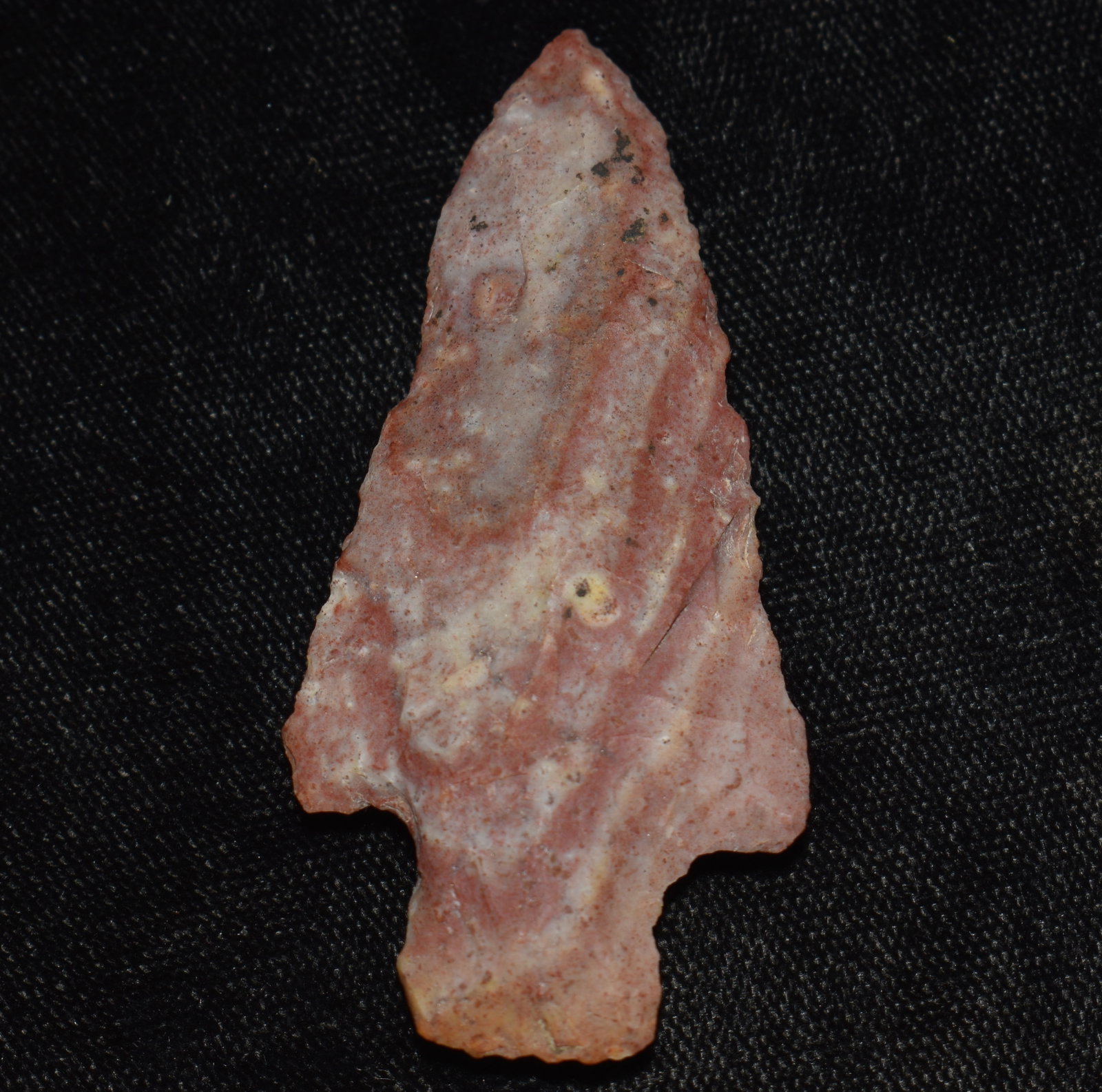 Extremely Colorful 2 3/8" Mabin Arrowhead (Sub-Type of the Gary Point): Extremely Colorful 2 3/8" Mabin Arrowhead (Sub-Type of the Gary Point) found in St Charles County, Missouri. Ex Tim Patrick Collection. Key words: Ancient, Prehistoric Native American Indian Artifacts