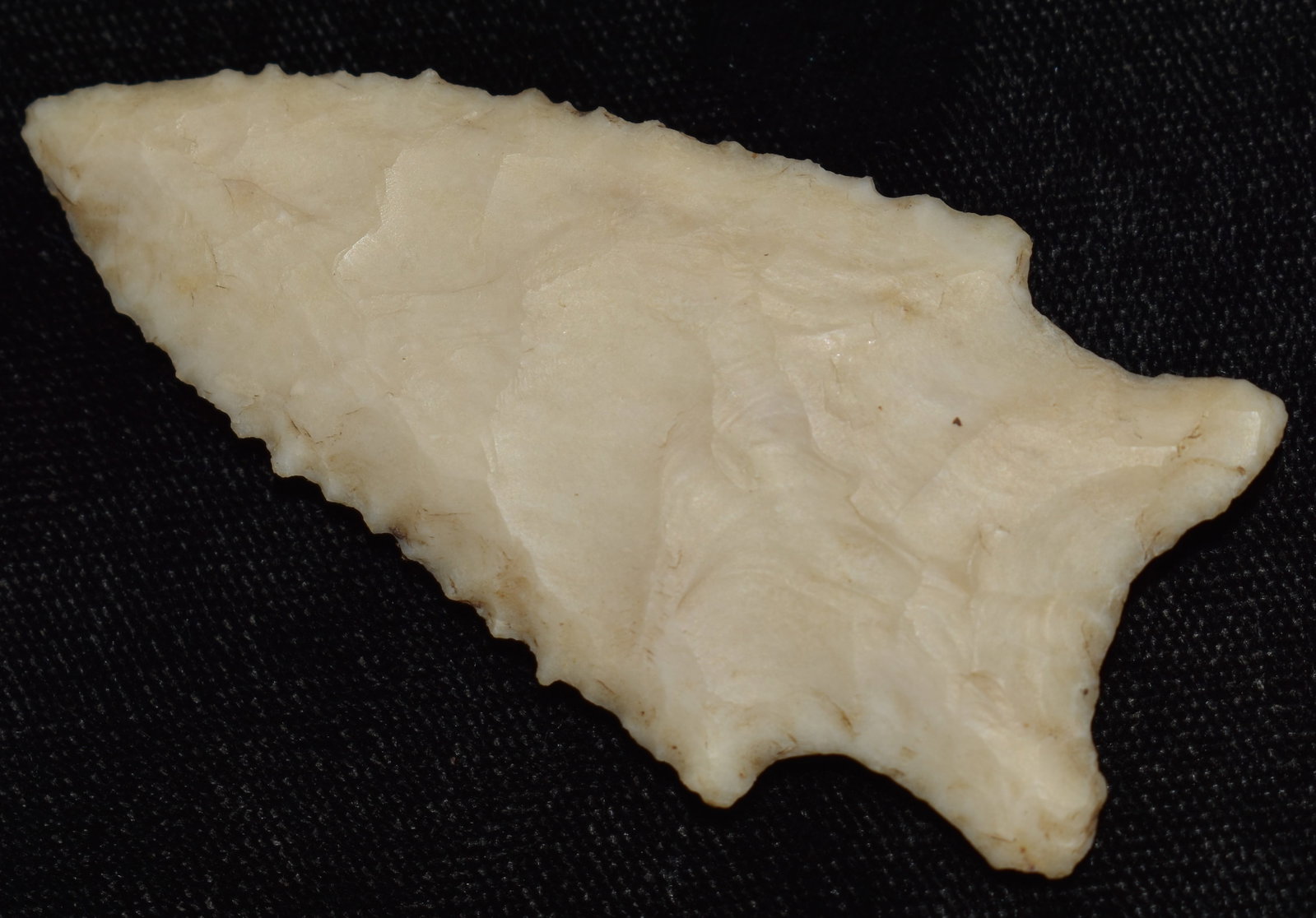 Finely Made Jackie Stemmed Arrowhead found in St. Charles County, Missouri: Finely Made Jackie Stemmed Arrowhead found in St. Charles County, Missouri. These are generally found further south. Rare example for the area. Made of high grade Burlington chert from the crescent qu