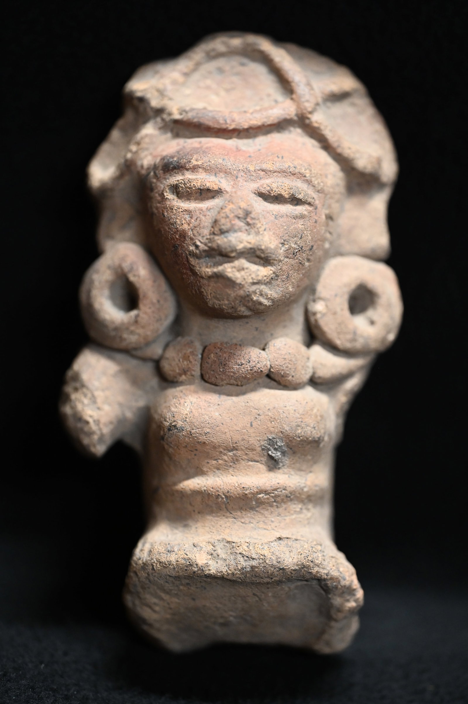 Pre-Columbian Pottery Human Effigy Temple 4 3/4" Figure from the late Tom Moxley Collection.: Pre-Columbian Pottery Human Effigy Temple 4 3/4" Figure from the late Tom Moxley Collection.
