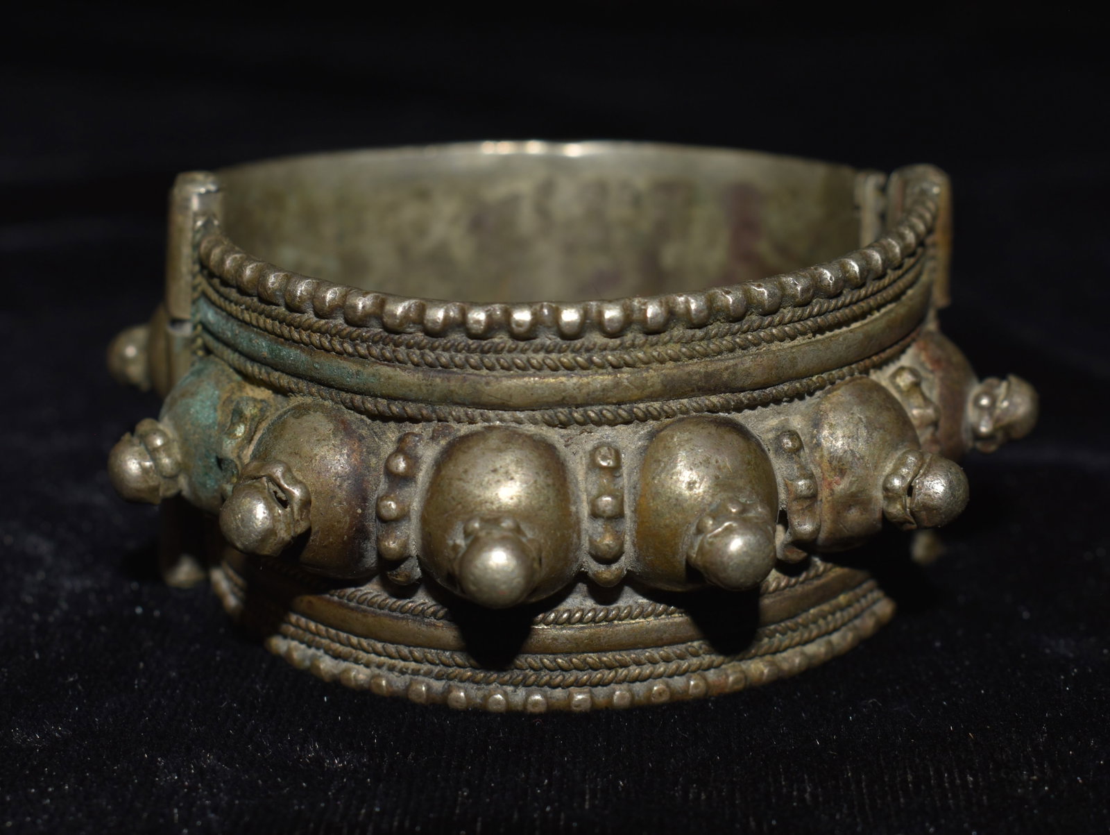 19th to Early 20th Century Silver Bedouin Tribal Coffee Bean Bracelet 48 grams: 19th to Early 20th Century Silver Bedouin Tribal Coffee Bean Bracelet (may be older). The coffee bean is an important part of the culture in Yemen and Saudi Arabia. The artistry in jewelry made in tha