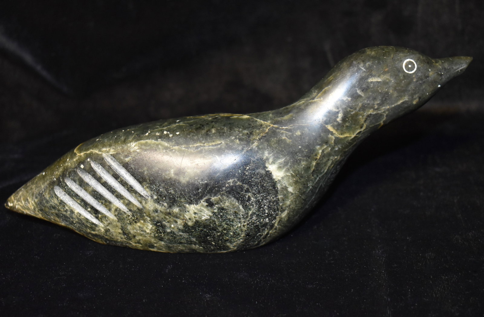 Vintage Inuit Eskimo Art Stone Bird Carving by Aima Papia: Inuit Eskimo Art Stone Bird Carving by Aima Papia. Material appears to be a form of soapstone.