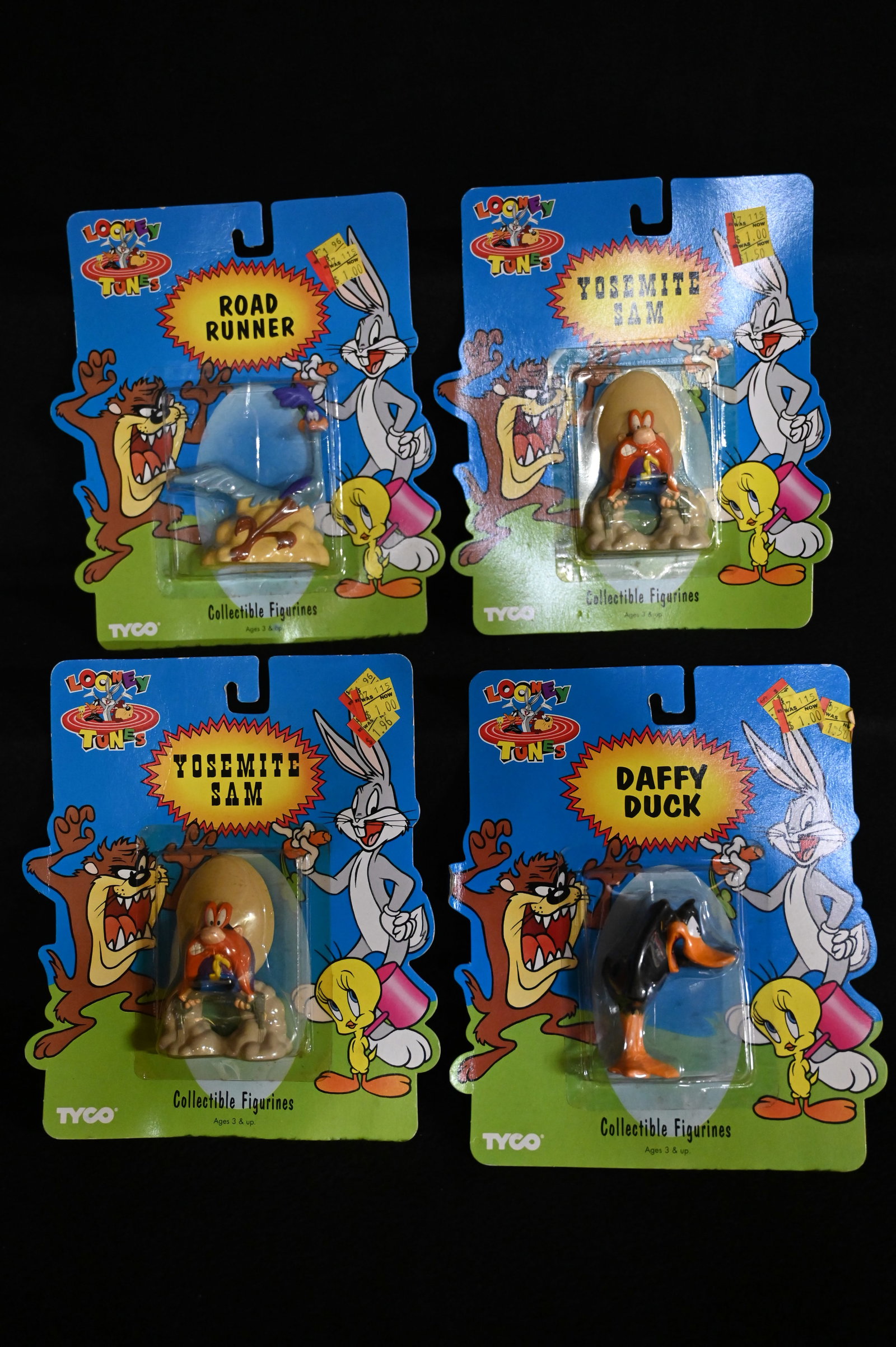 1994 Looney Tunes Tyco Collectible Figures includes 2 Yosemite Sam's, Road Runner, and Daffy Duck.: 1994 Looney Tunes Tyco Collectible Figures includes 2 Yosemite Sam's, Road Runner, and Daffy Duck.