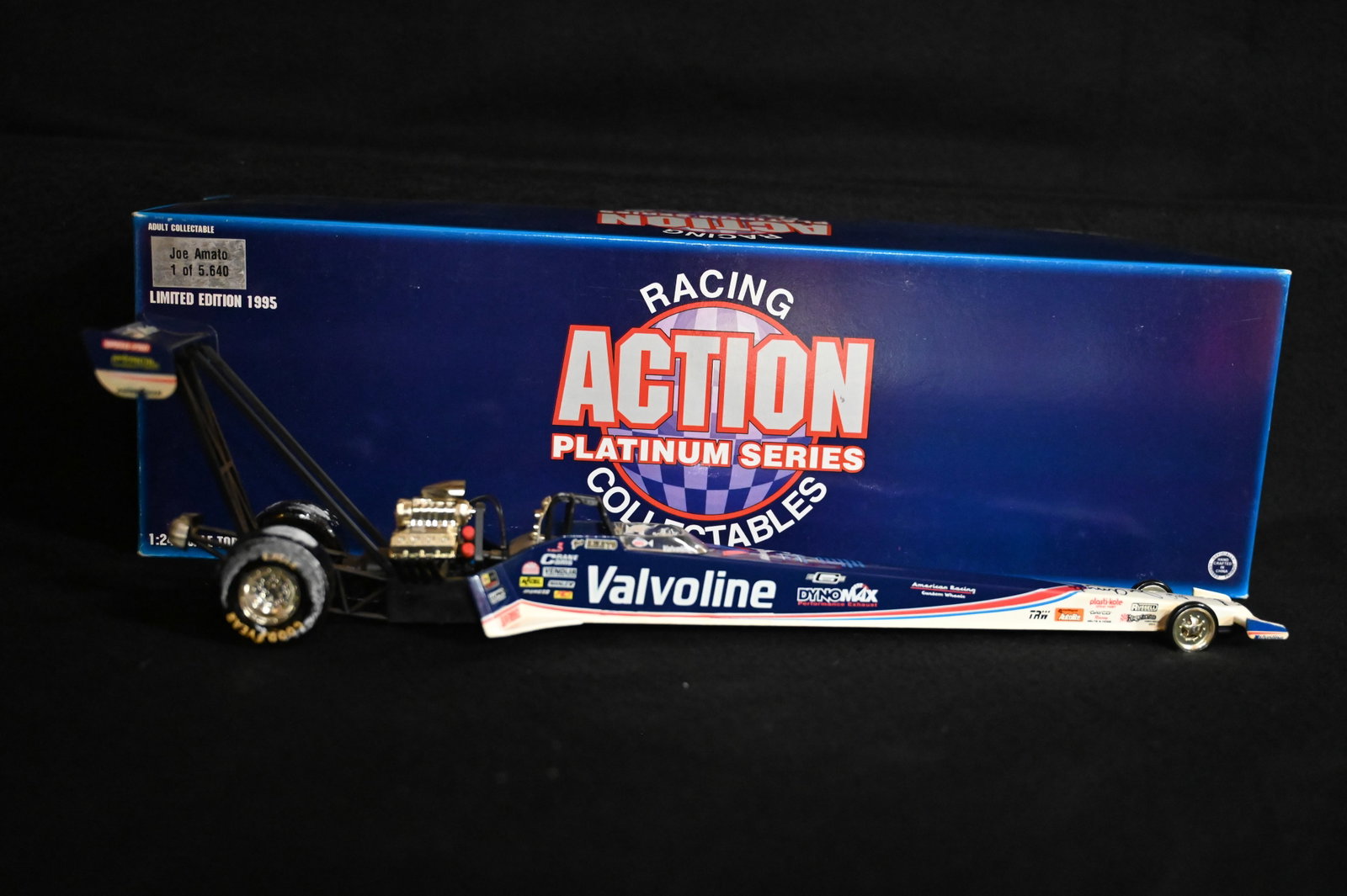 1995 Joe Amato Signed "Valvoline" Action Collectables Limited Edition NHRA 1/24 Scale Top Fuel: 1995 Joe Amato Signed "Valvoline" Action Collectables Limited Edition NHRA 1/24 Scale Top Fuel Dragster.