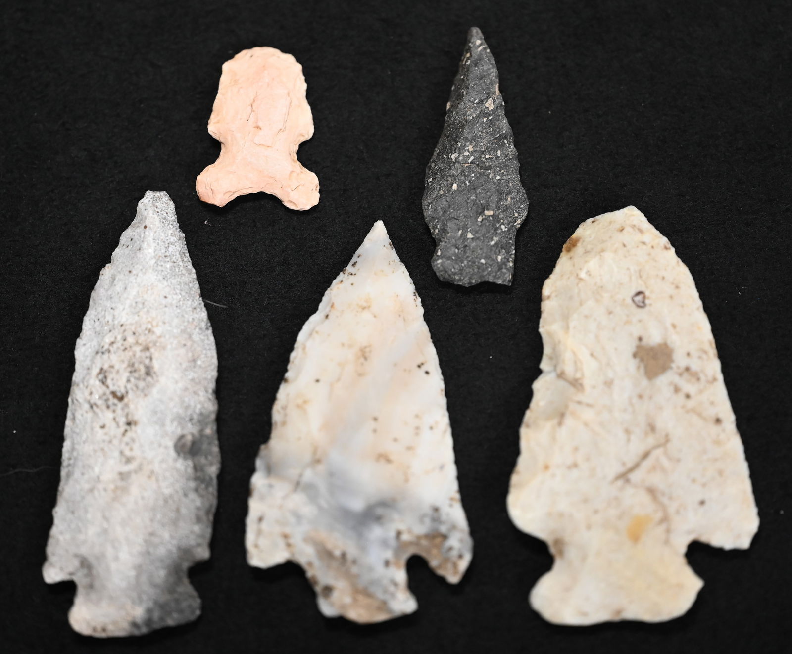 4 Arrowheads Found in Missouri Largest is 3 1/2" includes Thebes, Etleys, and Robinson Blunt. (1 of 5)