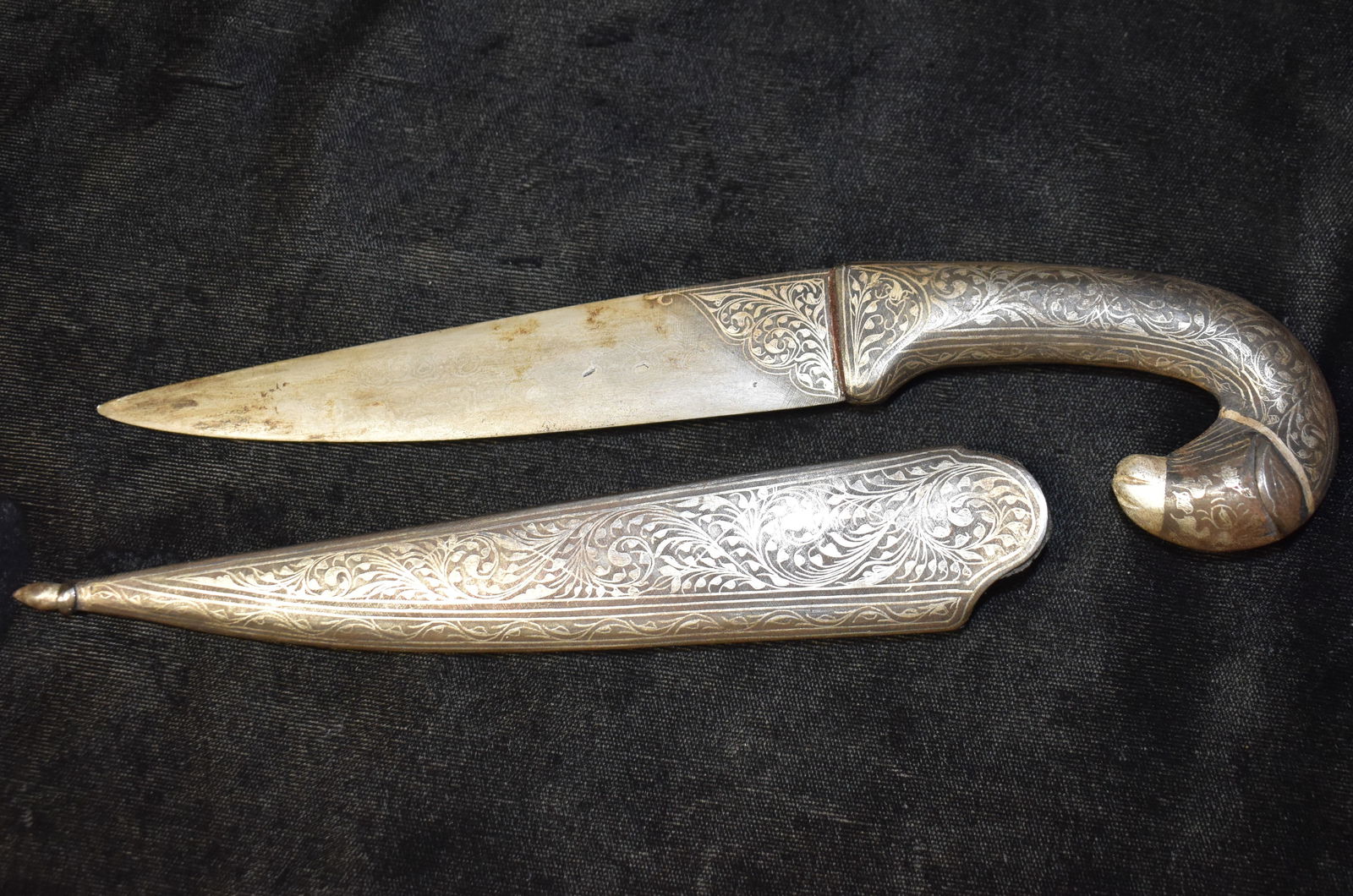 INDO-PERSIAN 18th - 19th Century Jambiya Wootz Damascus Silver Inlay Sheep Head Dagger w/ Extreme (1 of 11)