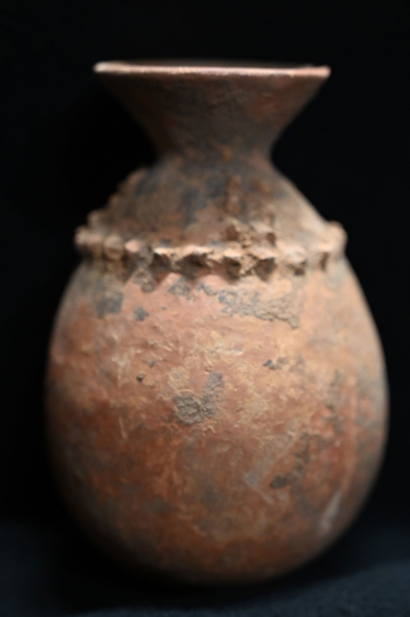 4 5/8" Bura-Asinda Culture Terracotta Pot (1 of 6)