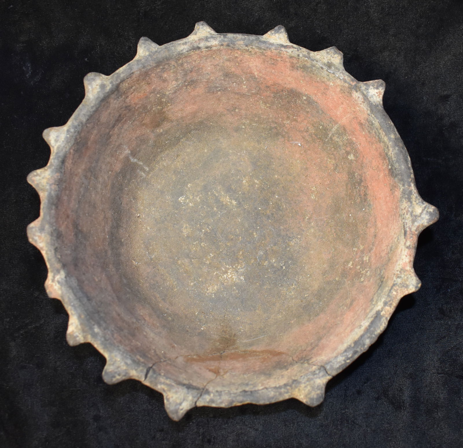 Pre-Columbian Mayan Pottery Bowl w/ a Spiked Rim & Base (1 of 11)