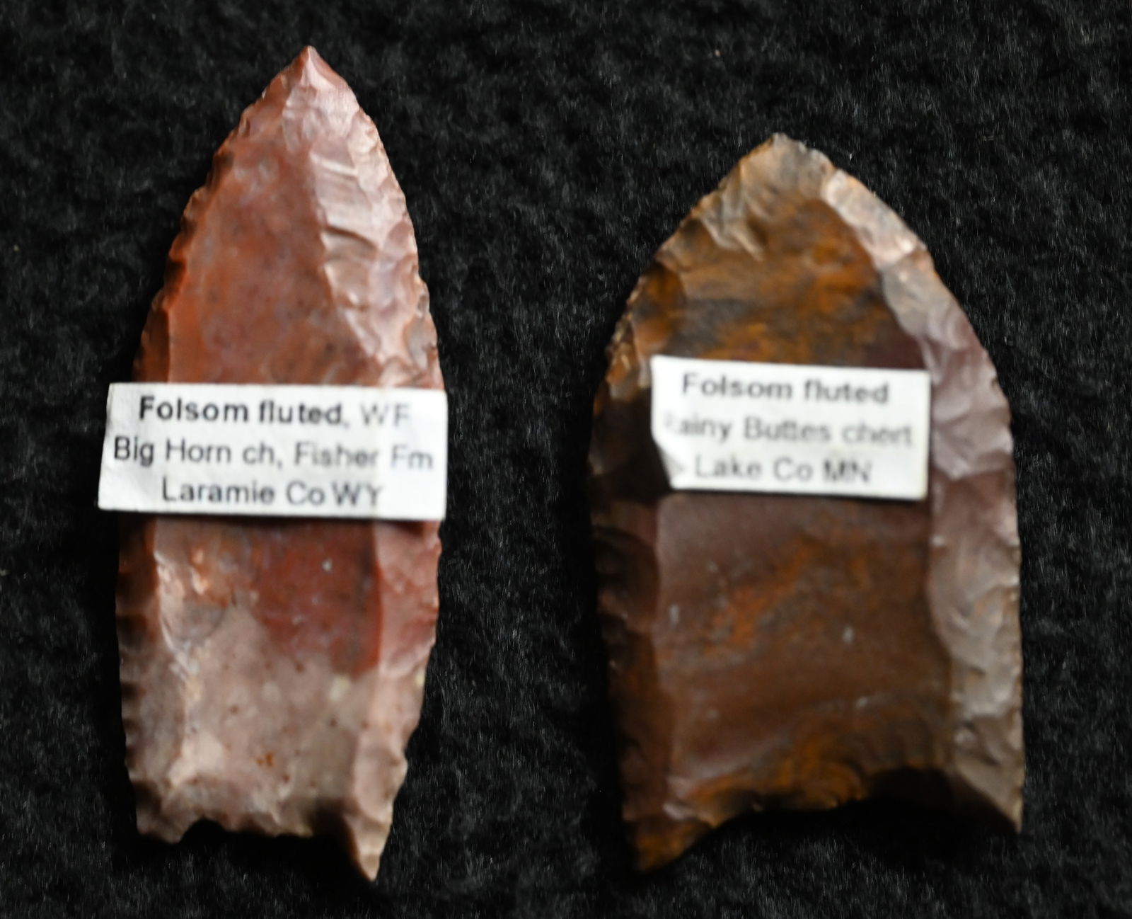 2 Folsom Arrowheads Modern Made Longest is 1 13/16". (1 of 12)