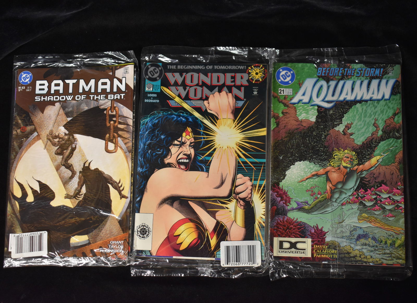 6 Vintage 1990's Comic Books Factory Sealed - Aquaman, Wonder Woman, Super Boy, Batman and Superman (1 of 3)