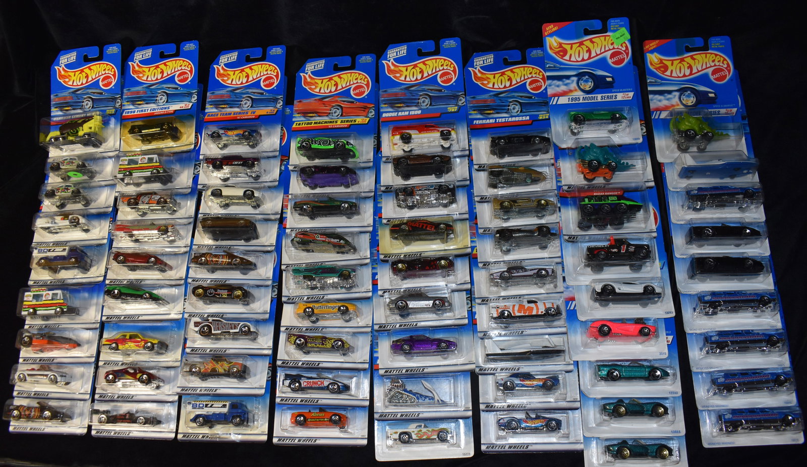 1994-1998 Mattel Hot Wheels Assortment - 72 Cars: Mattel Hot Wheels Assortment contains 72 cars. All cars are brand new and in their original card. We made sure the number of cars was correct and did not search through them. Most Hot Wheels in this l