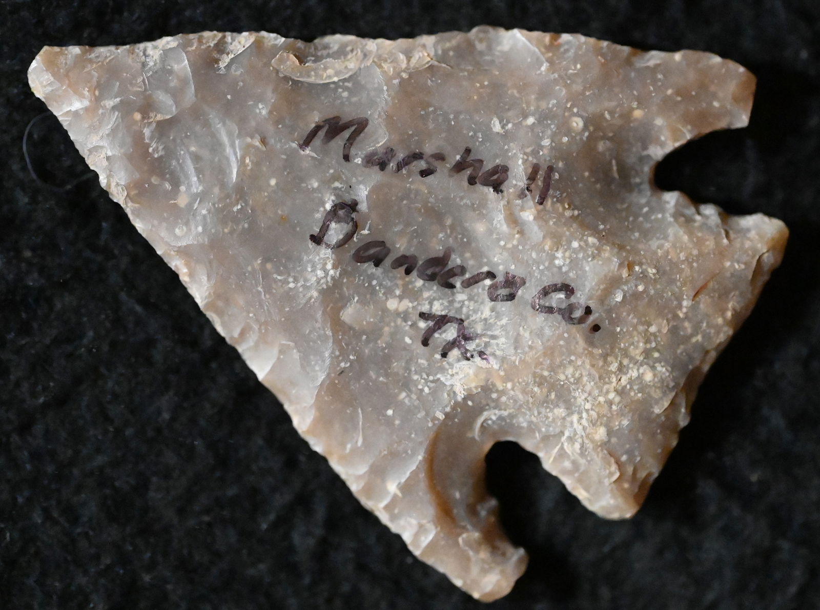 2 1/8" Castroville Arrowhead Found in Texas. (1 of 10)