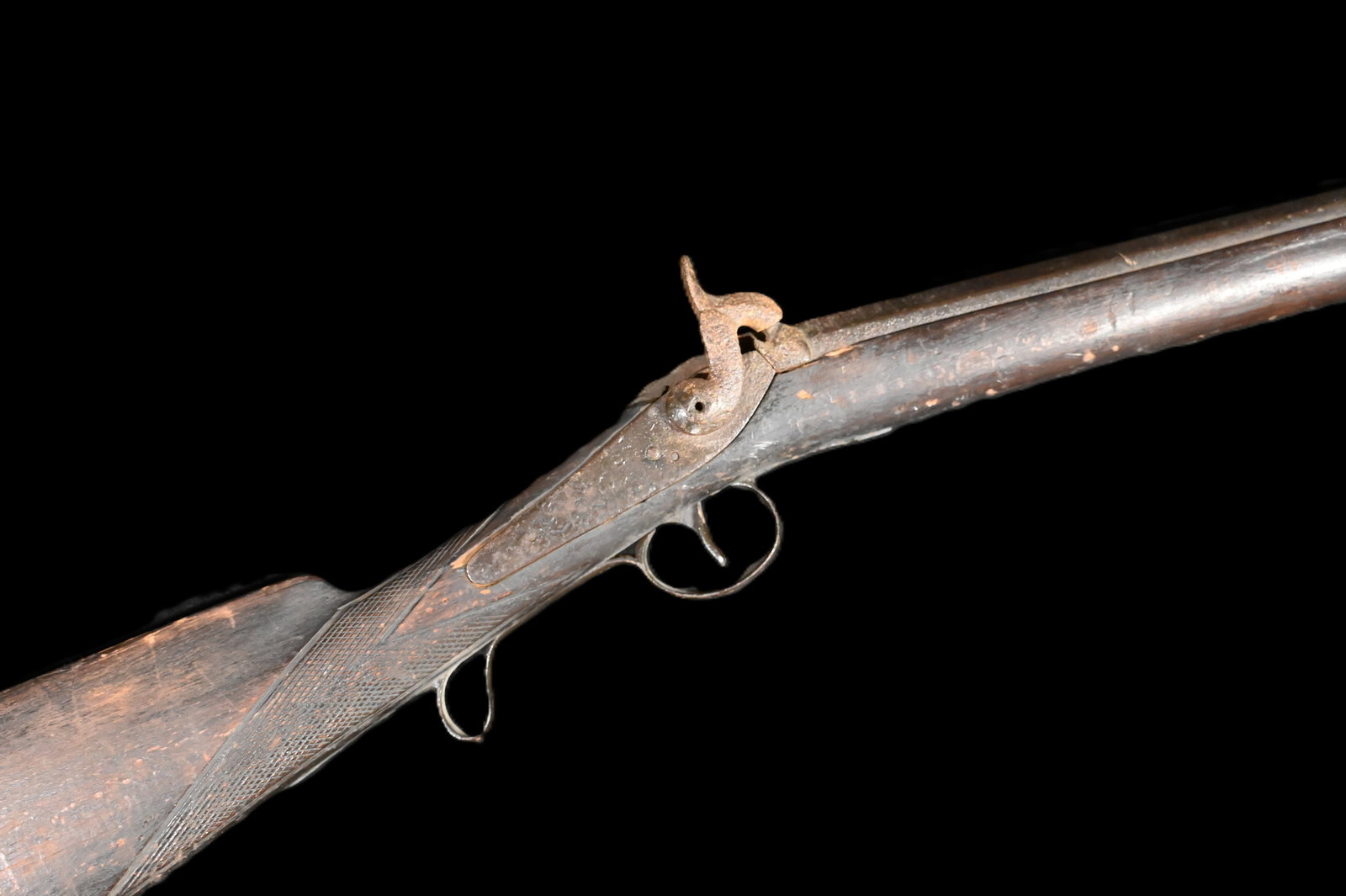 Vintage Percussion Shotgun 55" Long. Octagon barrel tappered down to a round barrel at the end.: Vintage Percussion Shotgun 55" Long. Octagon barrel tappered down to a round barrel at the end. This gun is pre 1894 and not operational. This gun is pre 1894 and not operational.