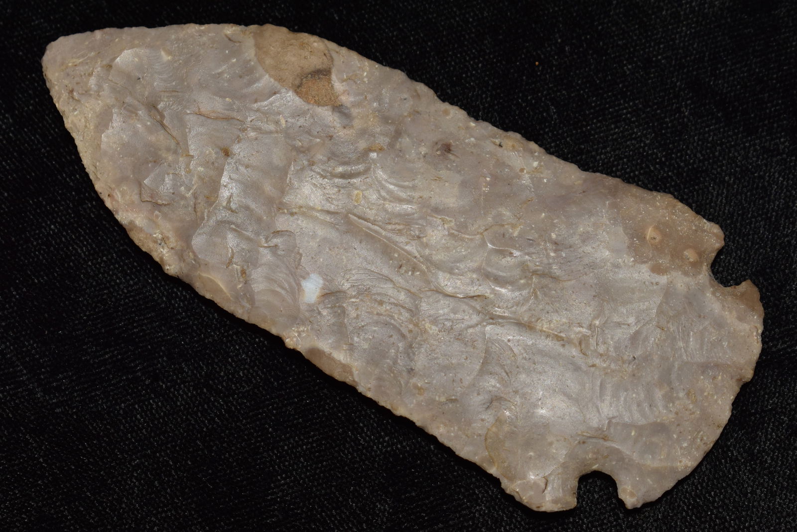 4 1/16" Bayport Flint Hopewell Arrowhead/Blade found North of Detroit, Michigan (1 of 9)