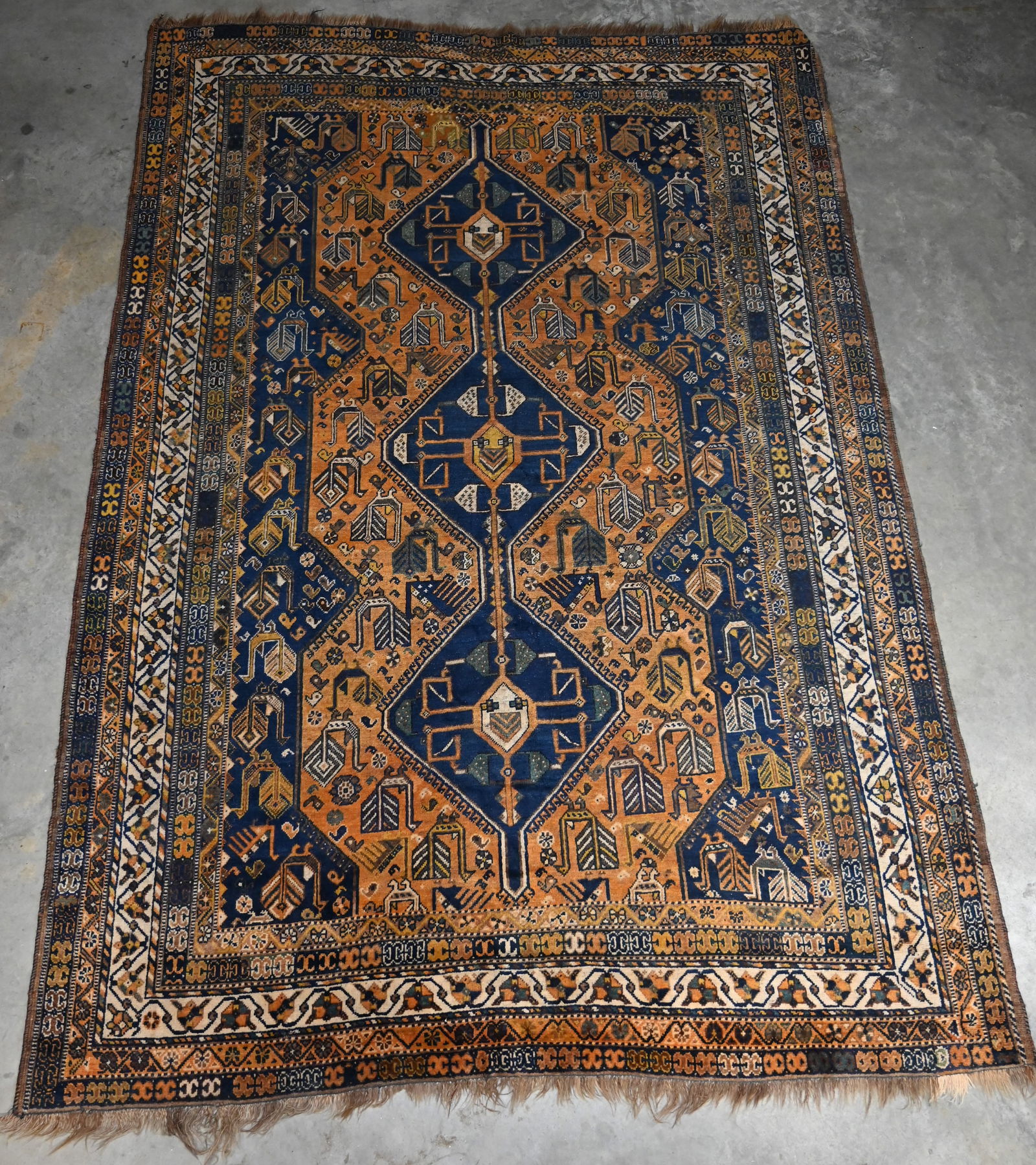 Persian Shiraz Bird Rug 87"x 125". (1 of 12)